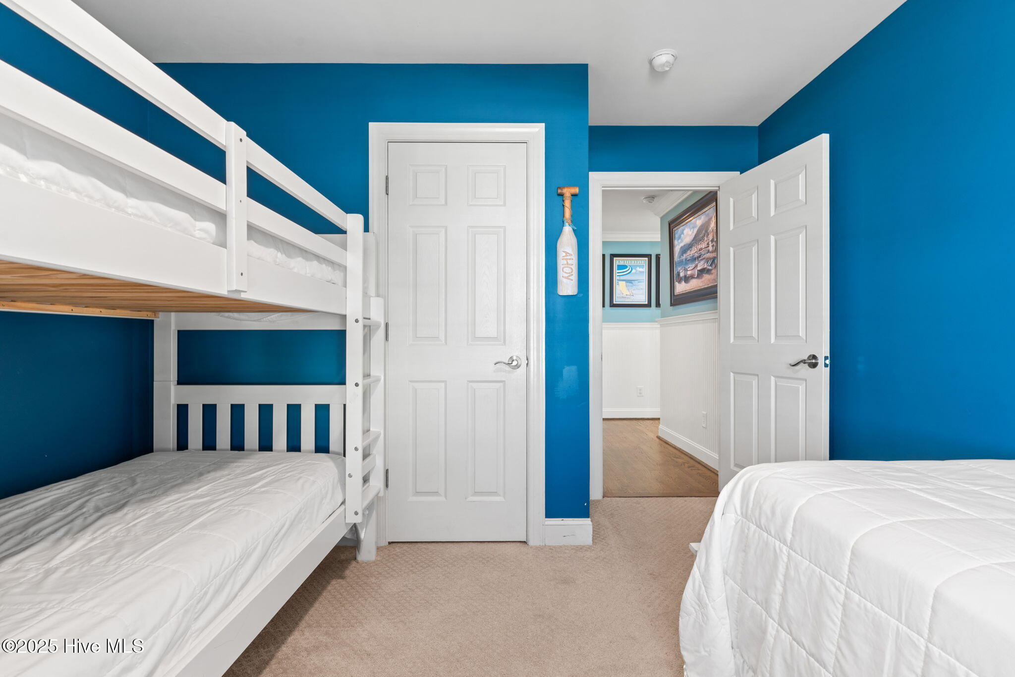 100542576 | Photo 60