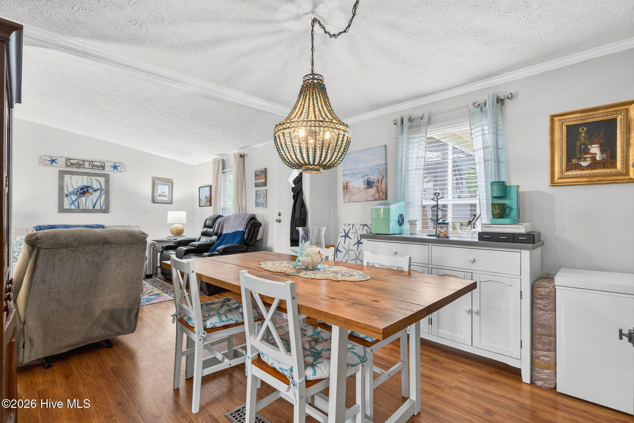 100557297 | Photo 19