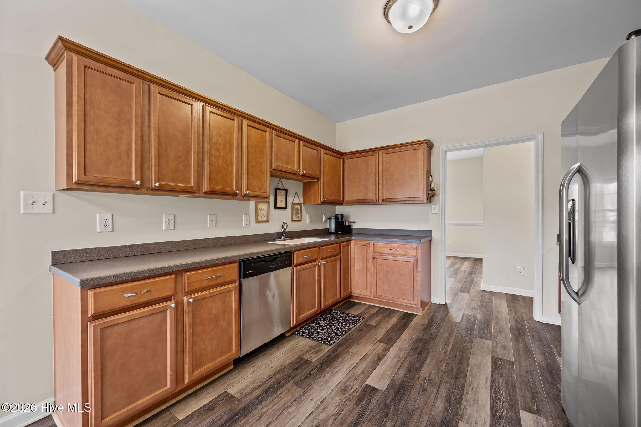 100549780 | Photo 19