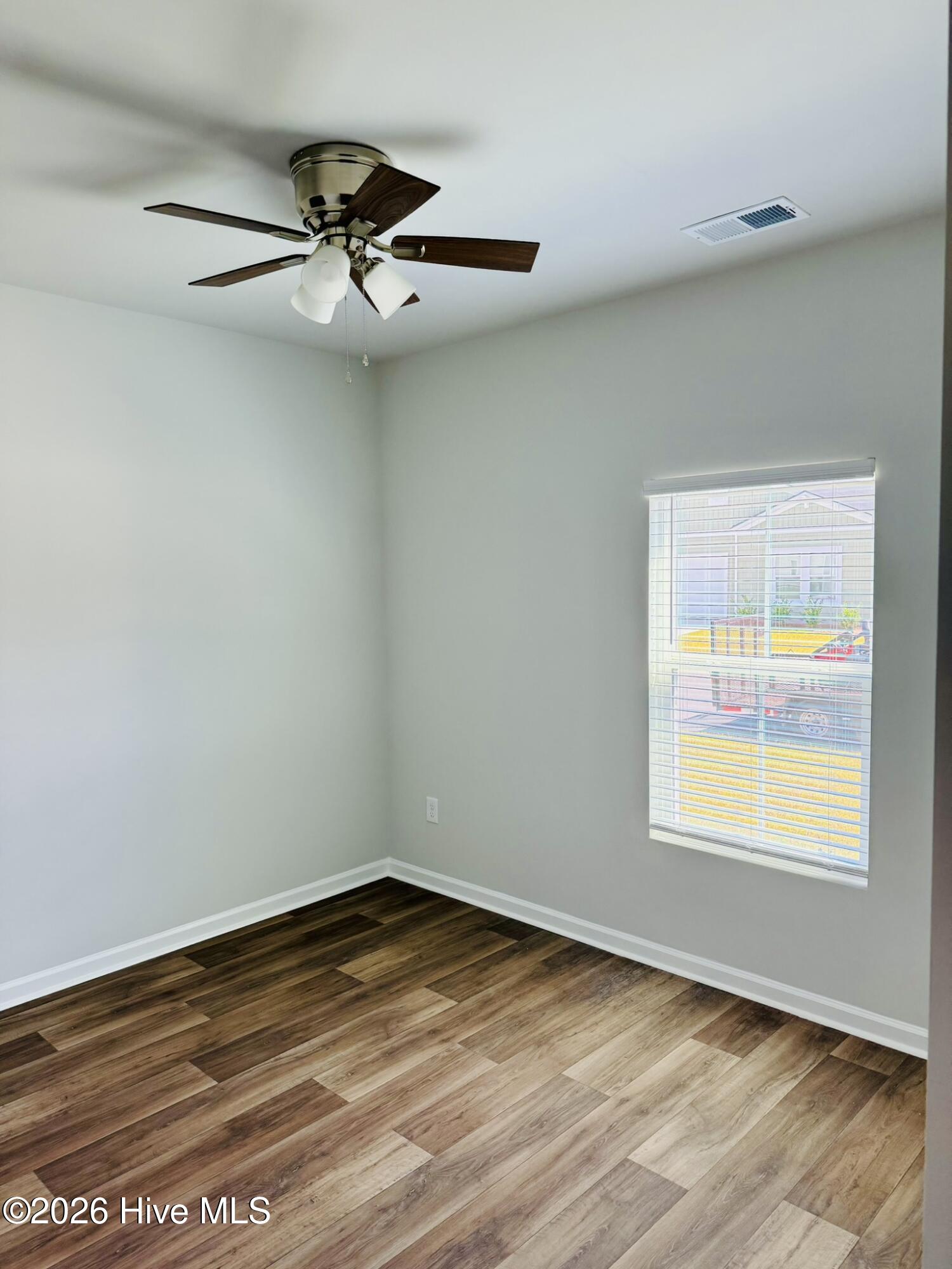 100566232 | Photo 10