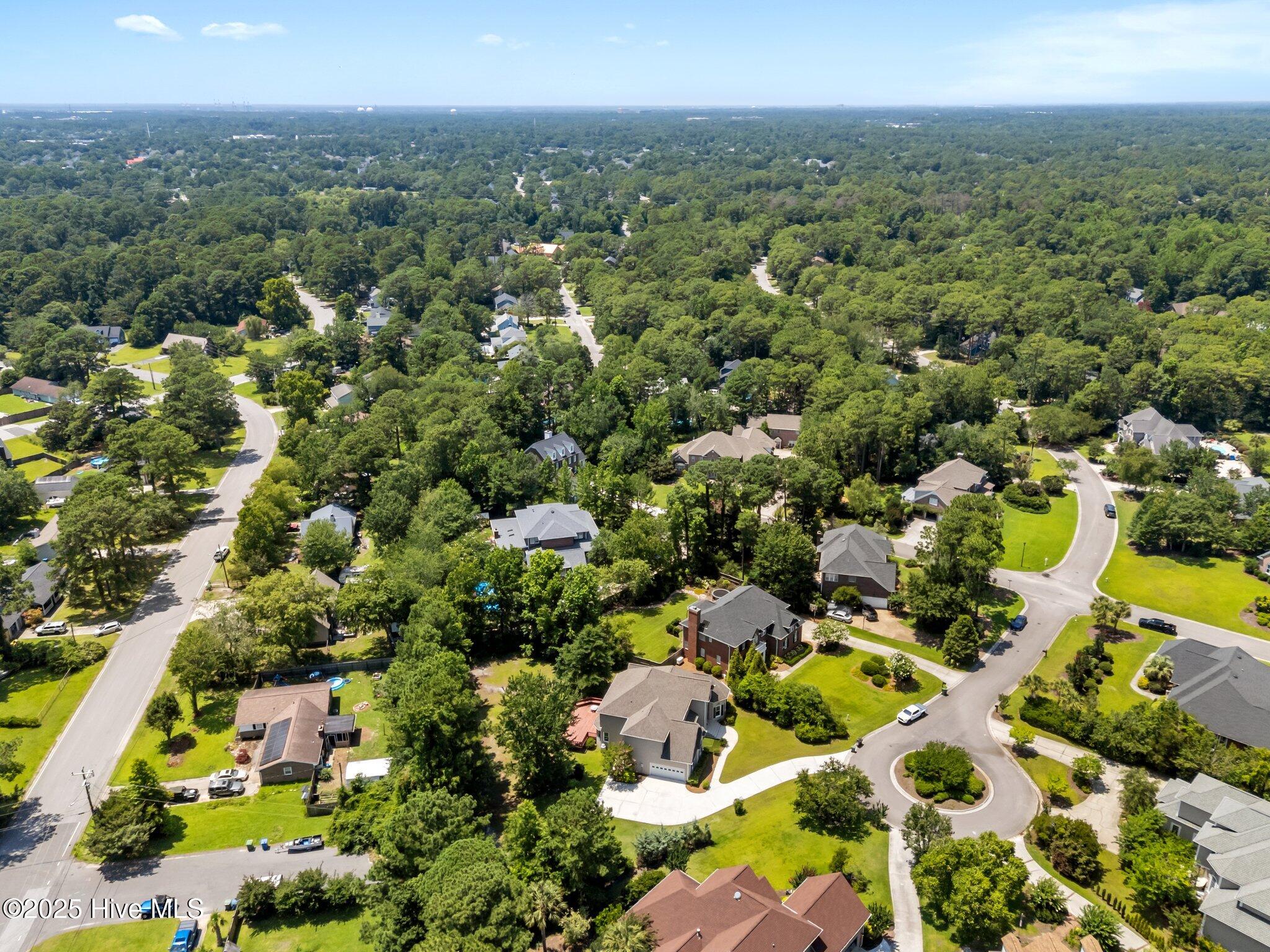 100549329 | Photo 52