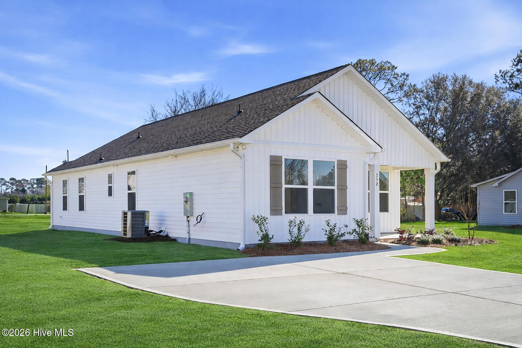 232 Rae Street, Warsaw, NC 28398 – photo 3: 232 Rea St-3 grass
