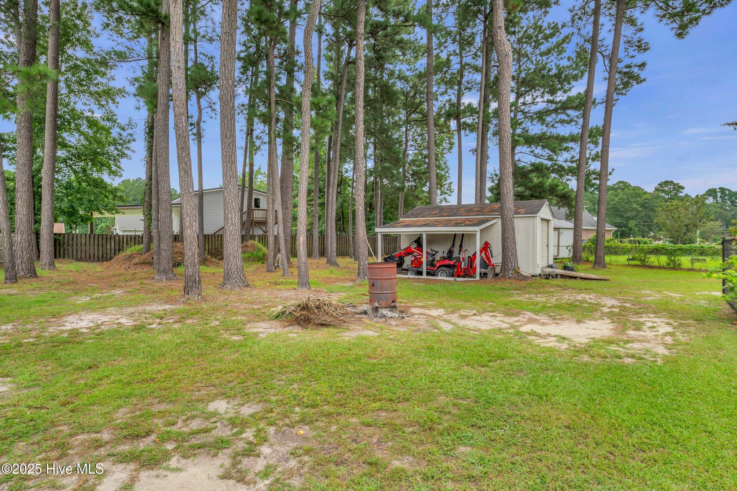 100527690 | Photo 36