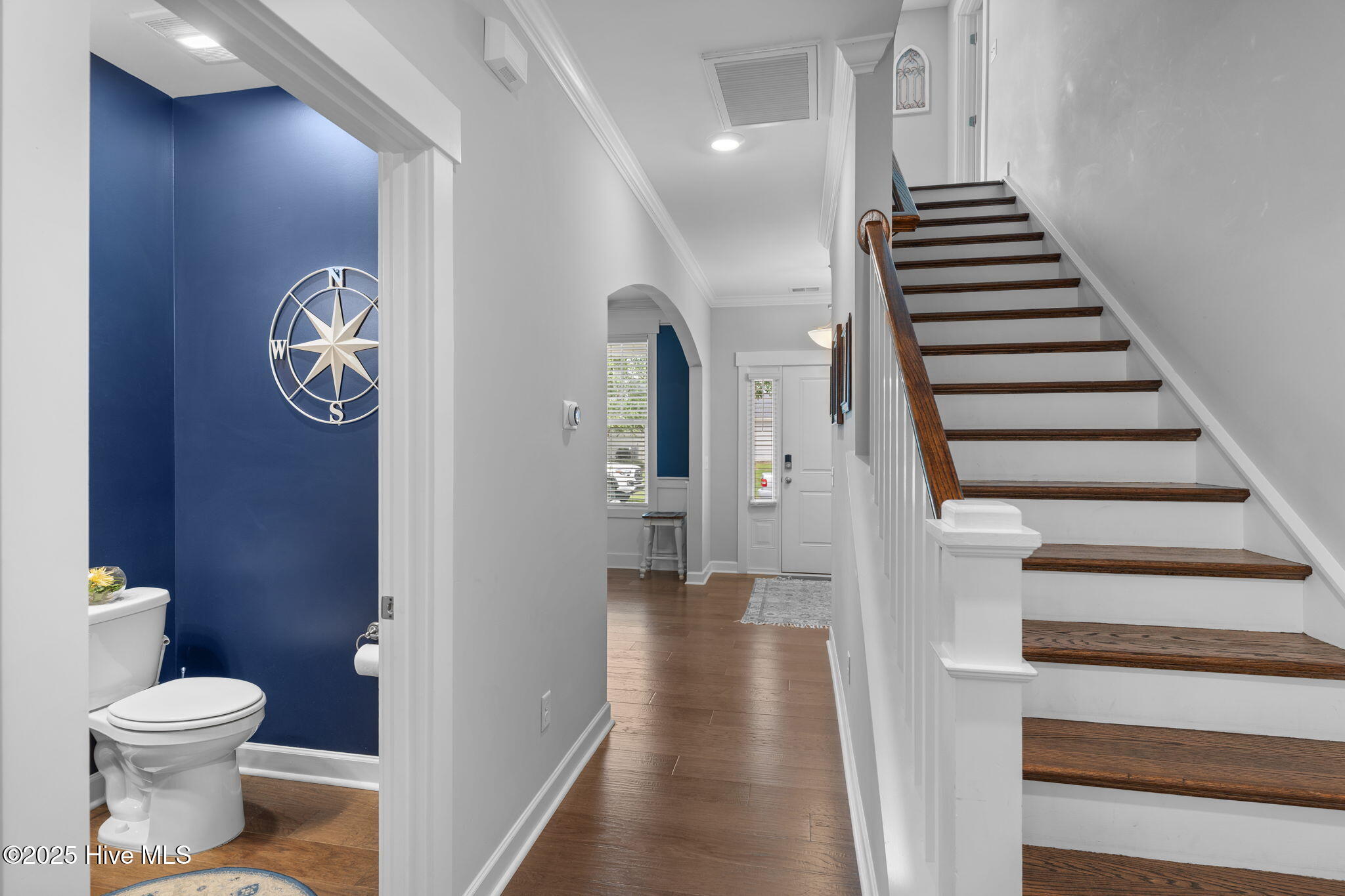 100526886 | Photo 21