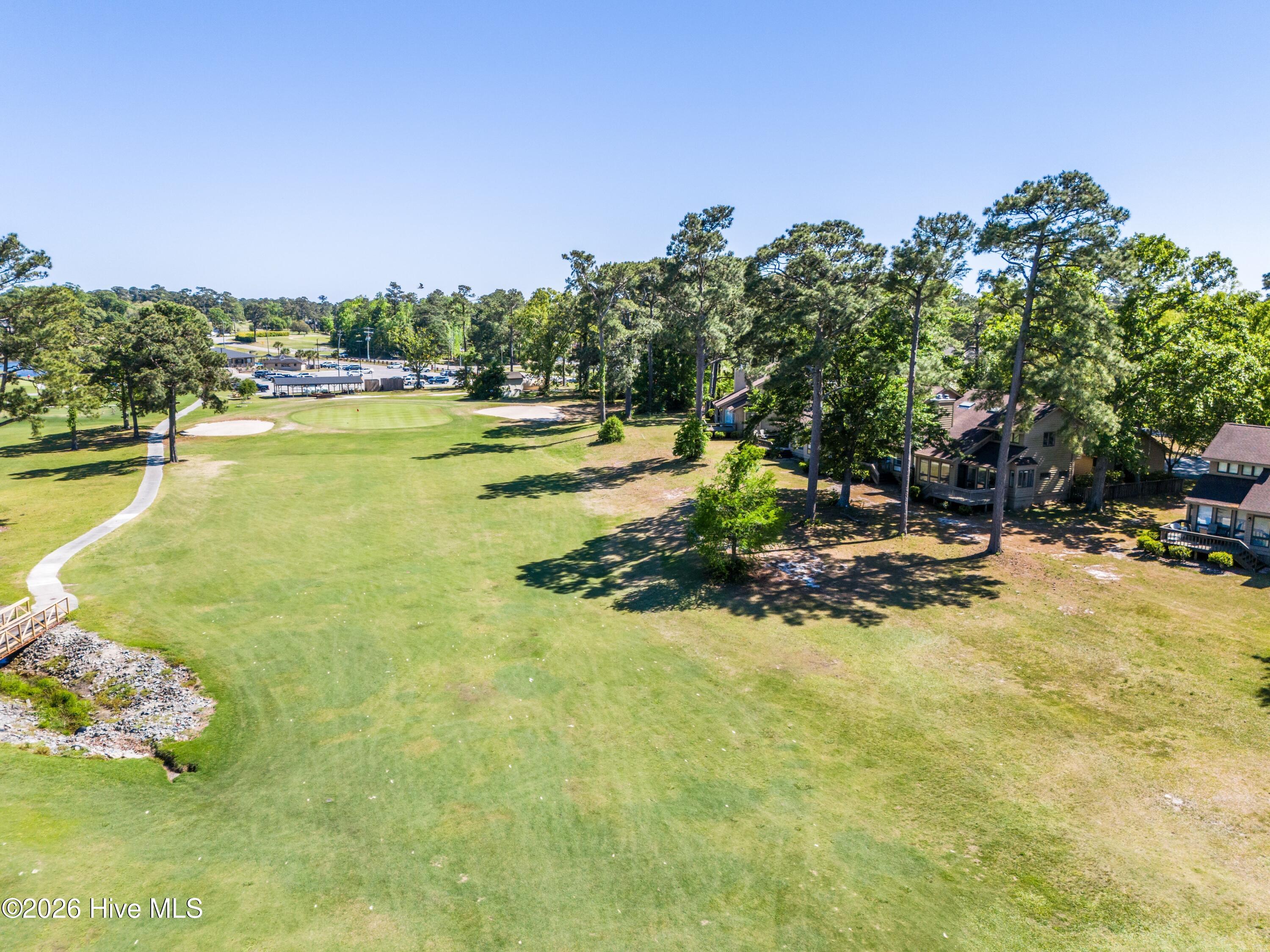 100570690 | Photo 42