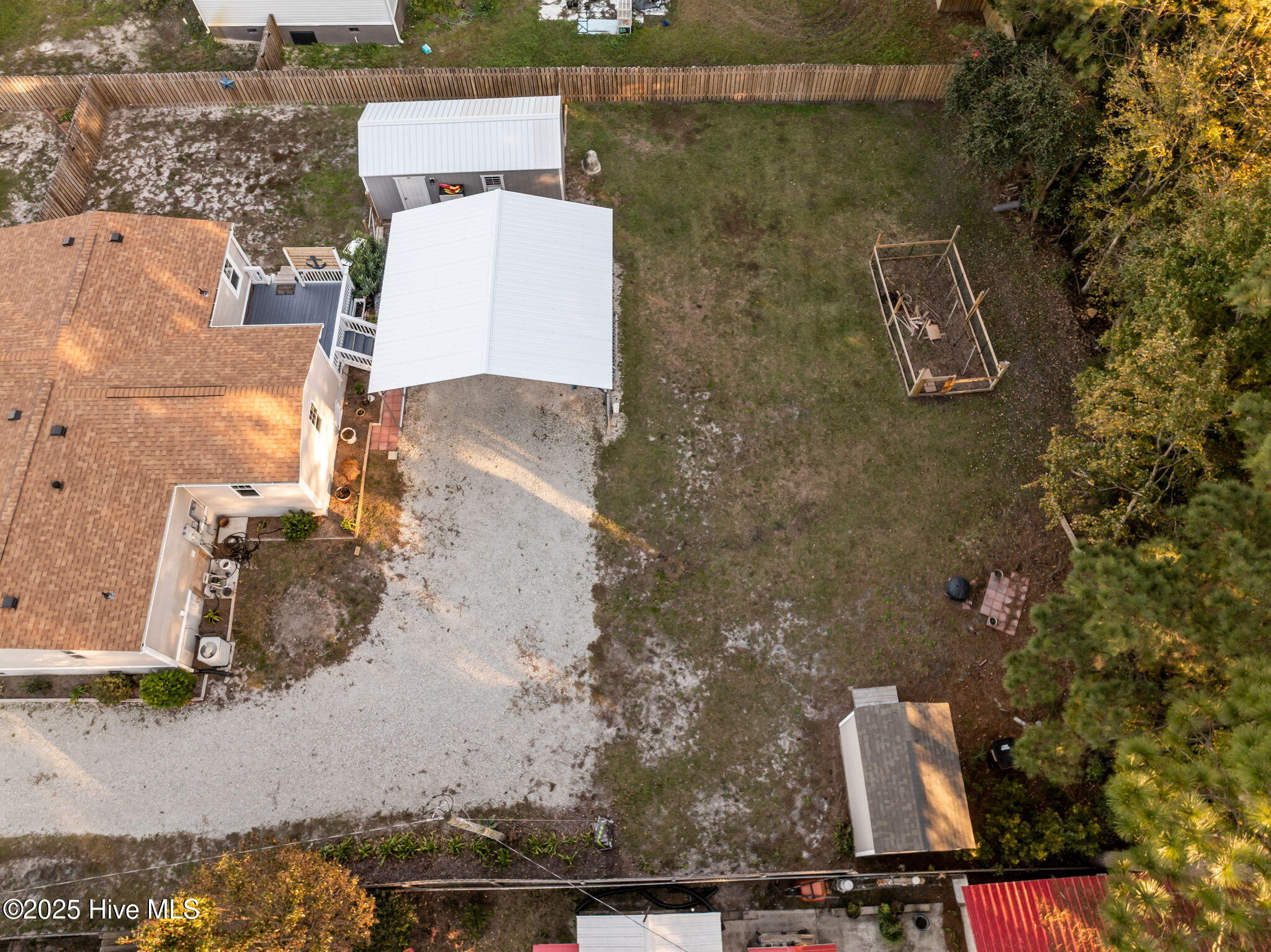 100540972 | Photo 37