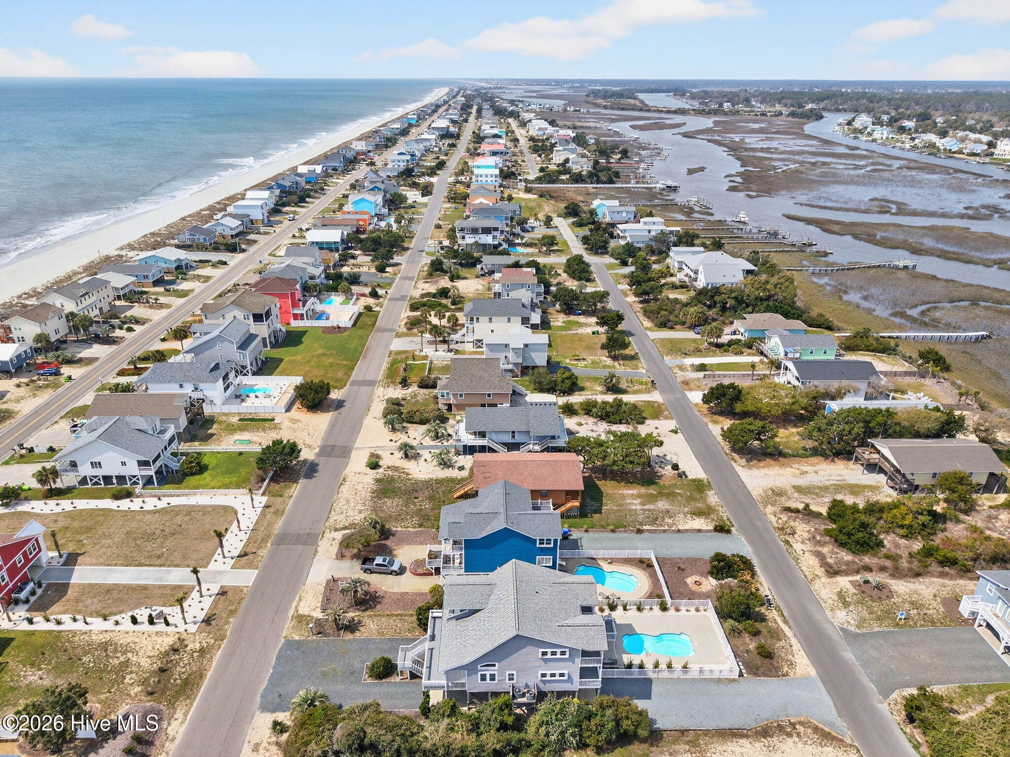 100562885 | Photo 61