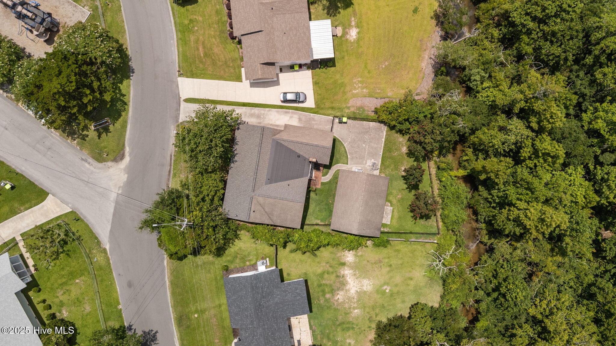 100521468 | Photo 42