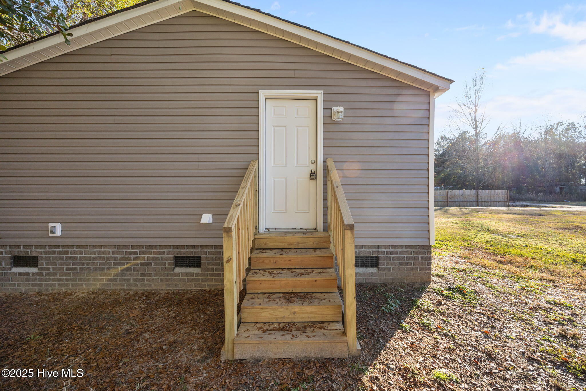 100546418 | Photo 32