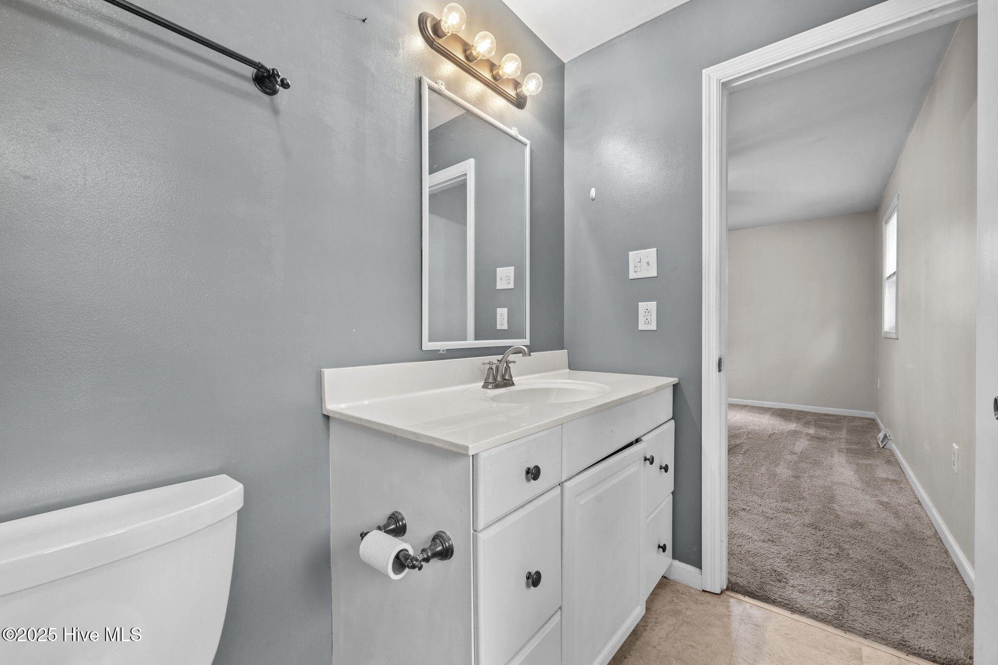 100530315 | Photo 34