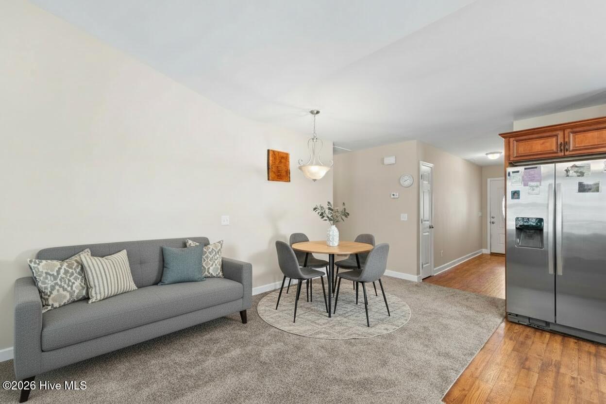 100554098 | Photo 15