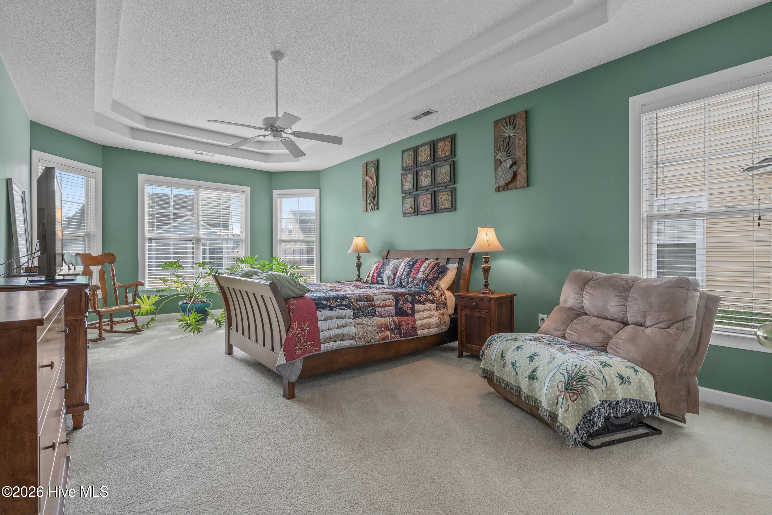 100558962 | Photo 17