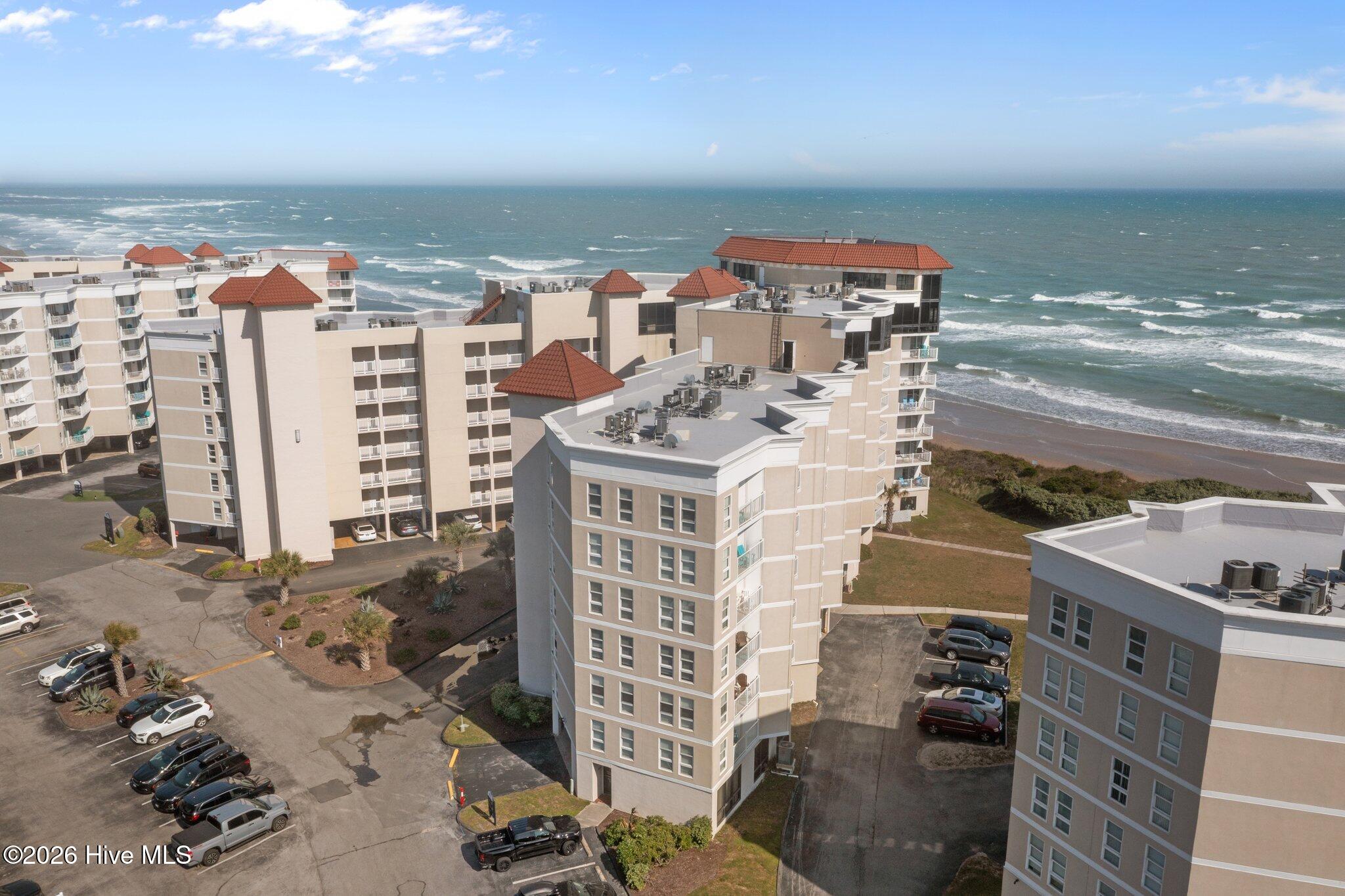 100565152 | Photo 35