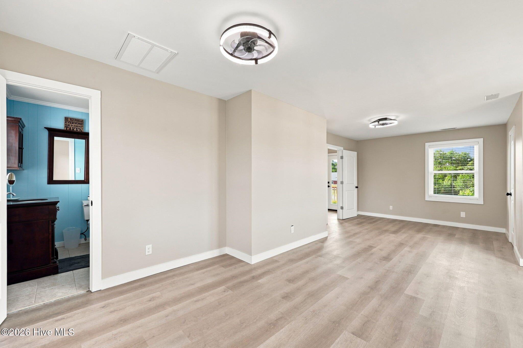 377 Diamond City Drive,Harkers Island