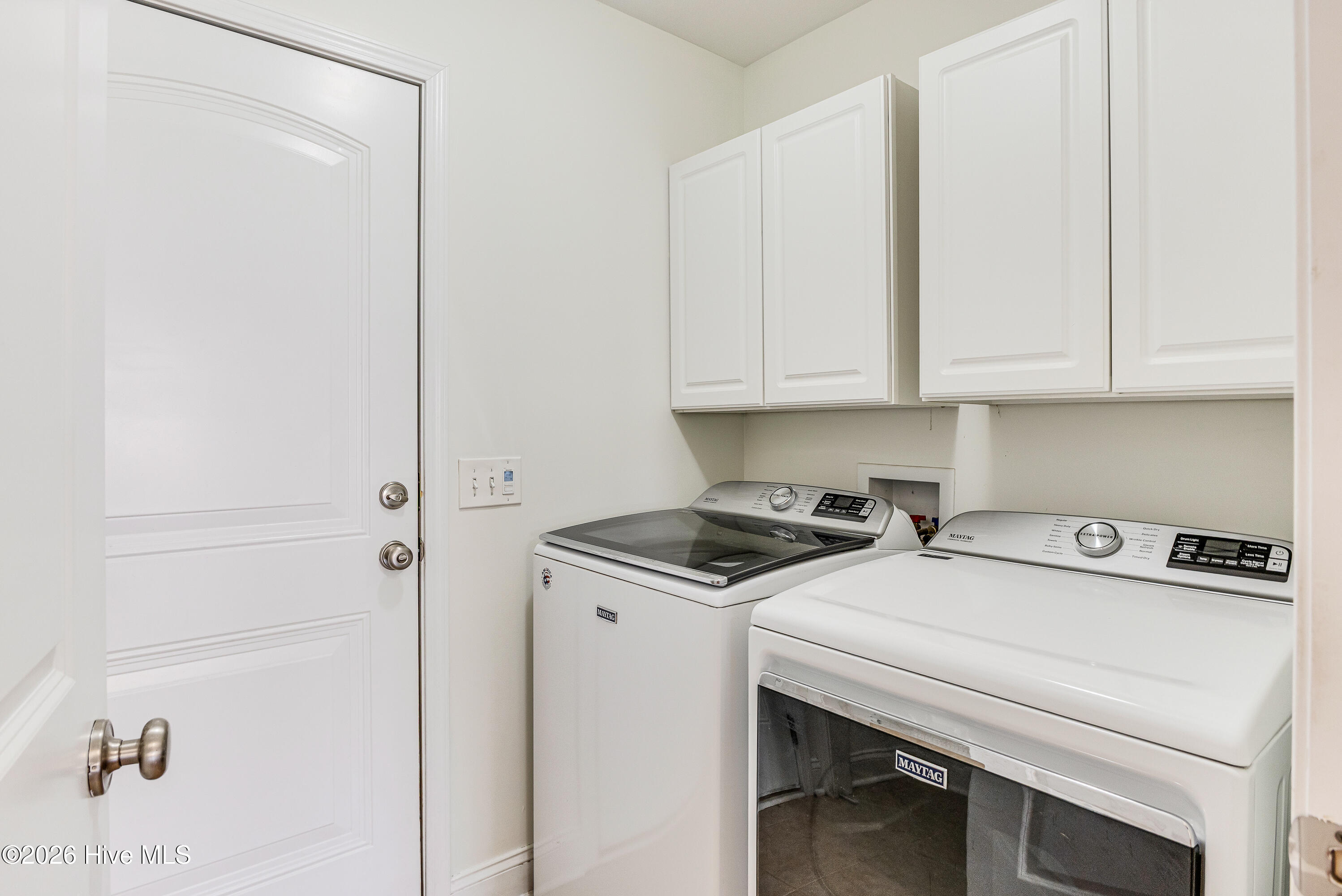 100562129 | Photo 15