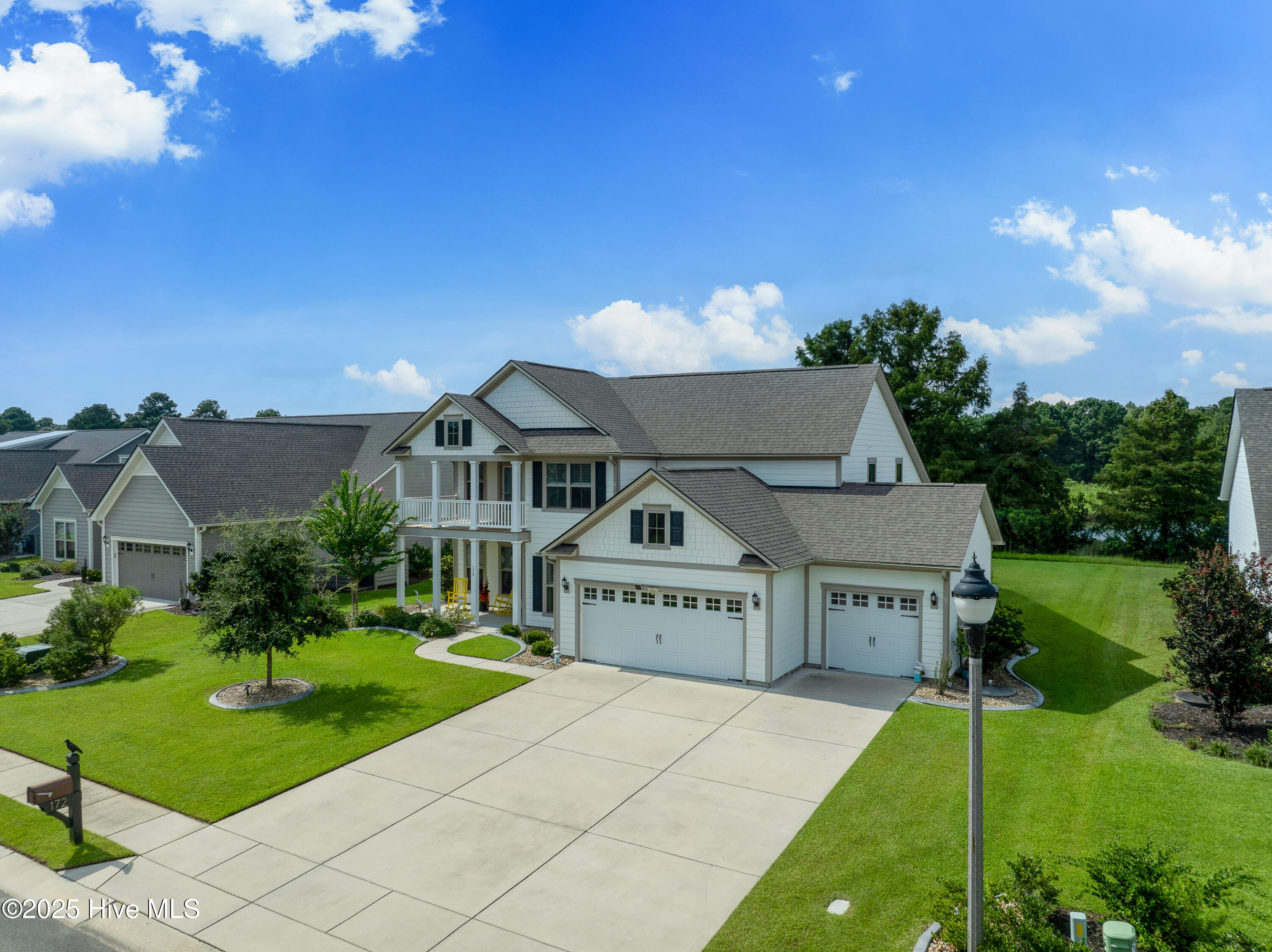 100526662 | Photo 11