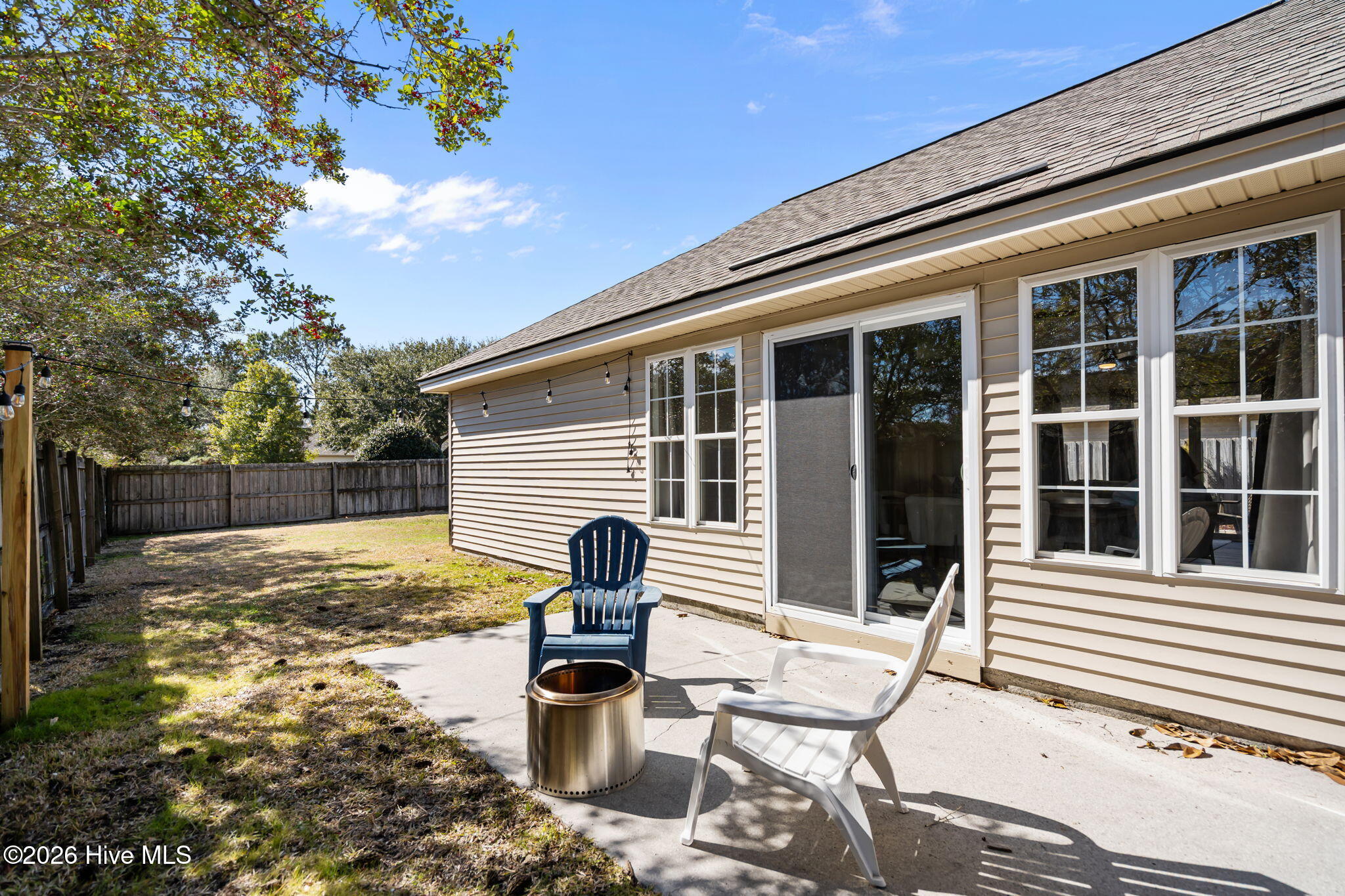 100556215 | Photo 46