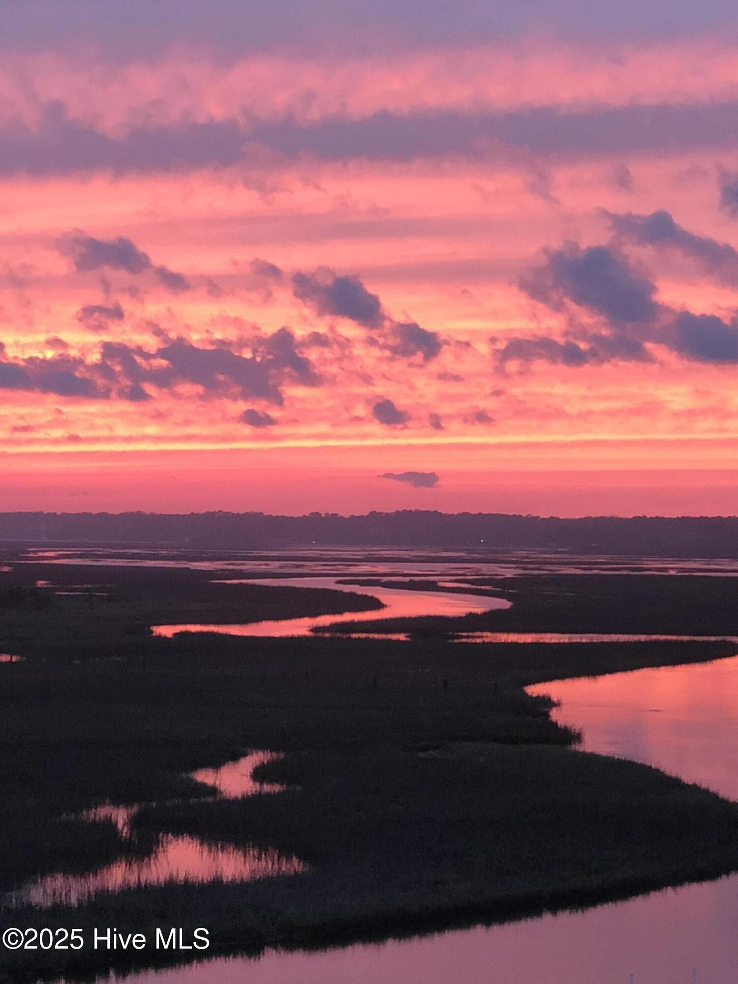 100543410 | Photo 10