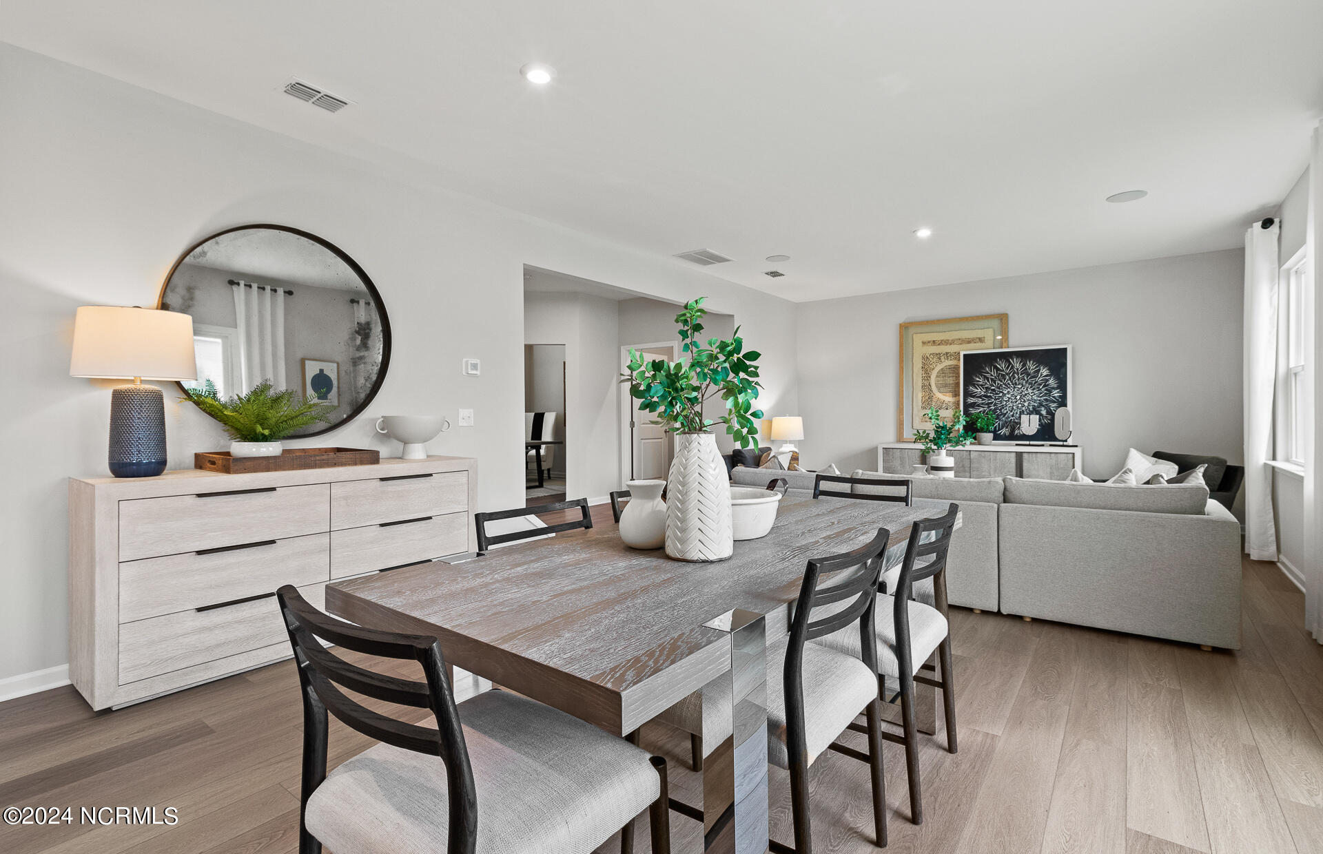 100544151 | Photo 10