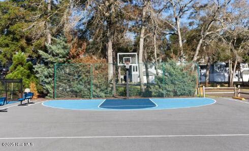 100510807 | Photo 72