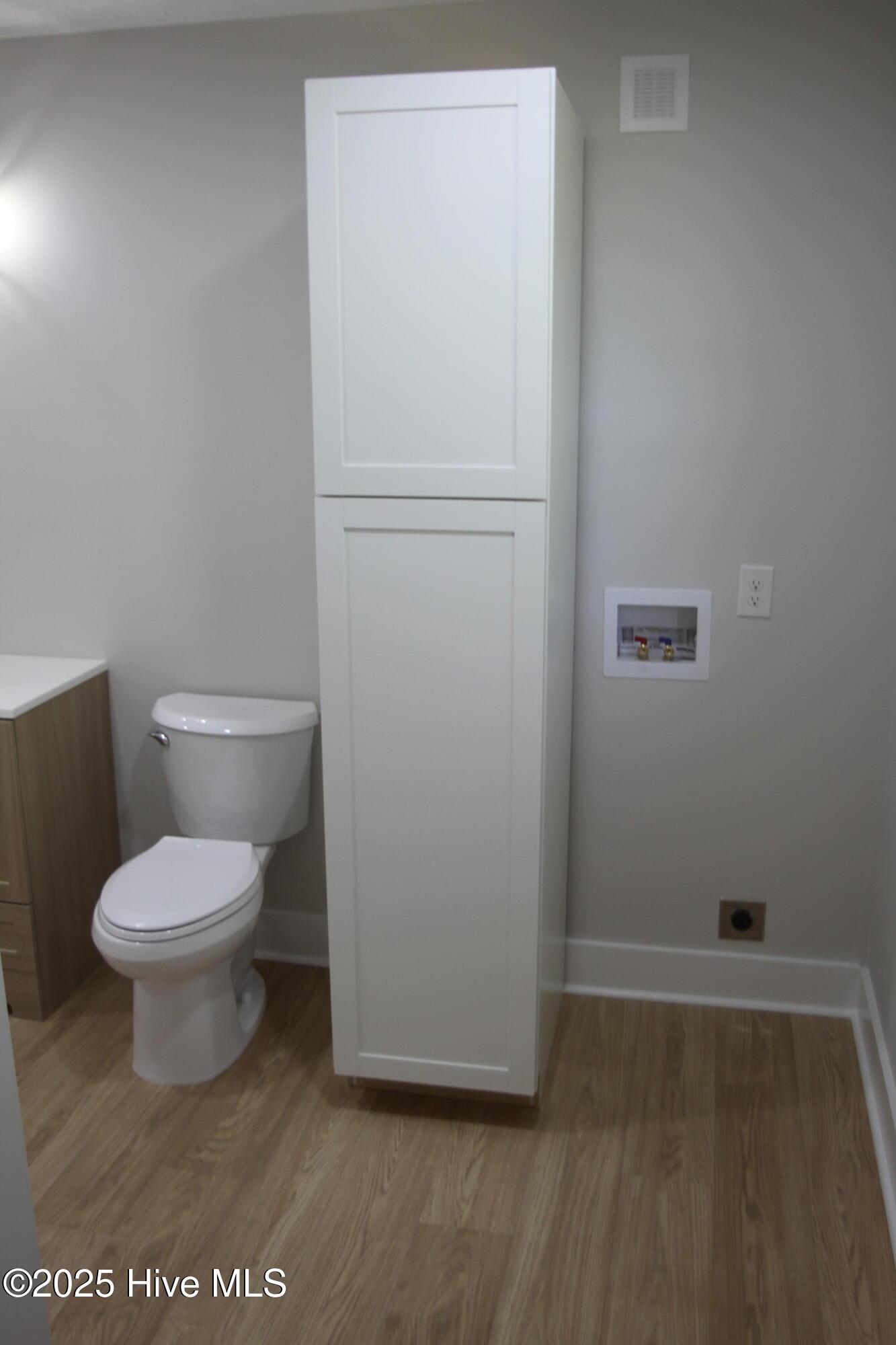 100526271 | Photo 17