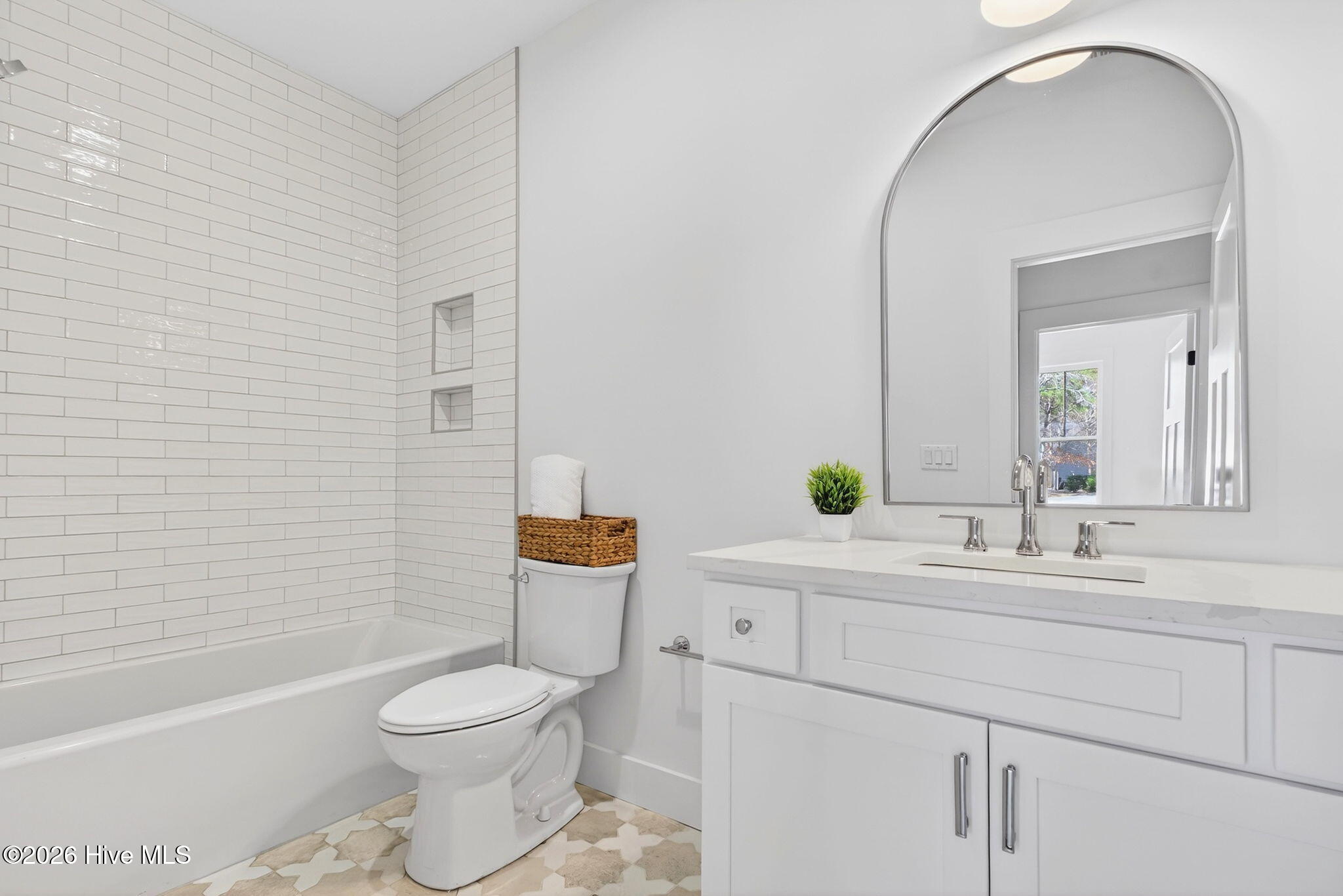 100559377 | Photo 27