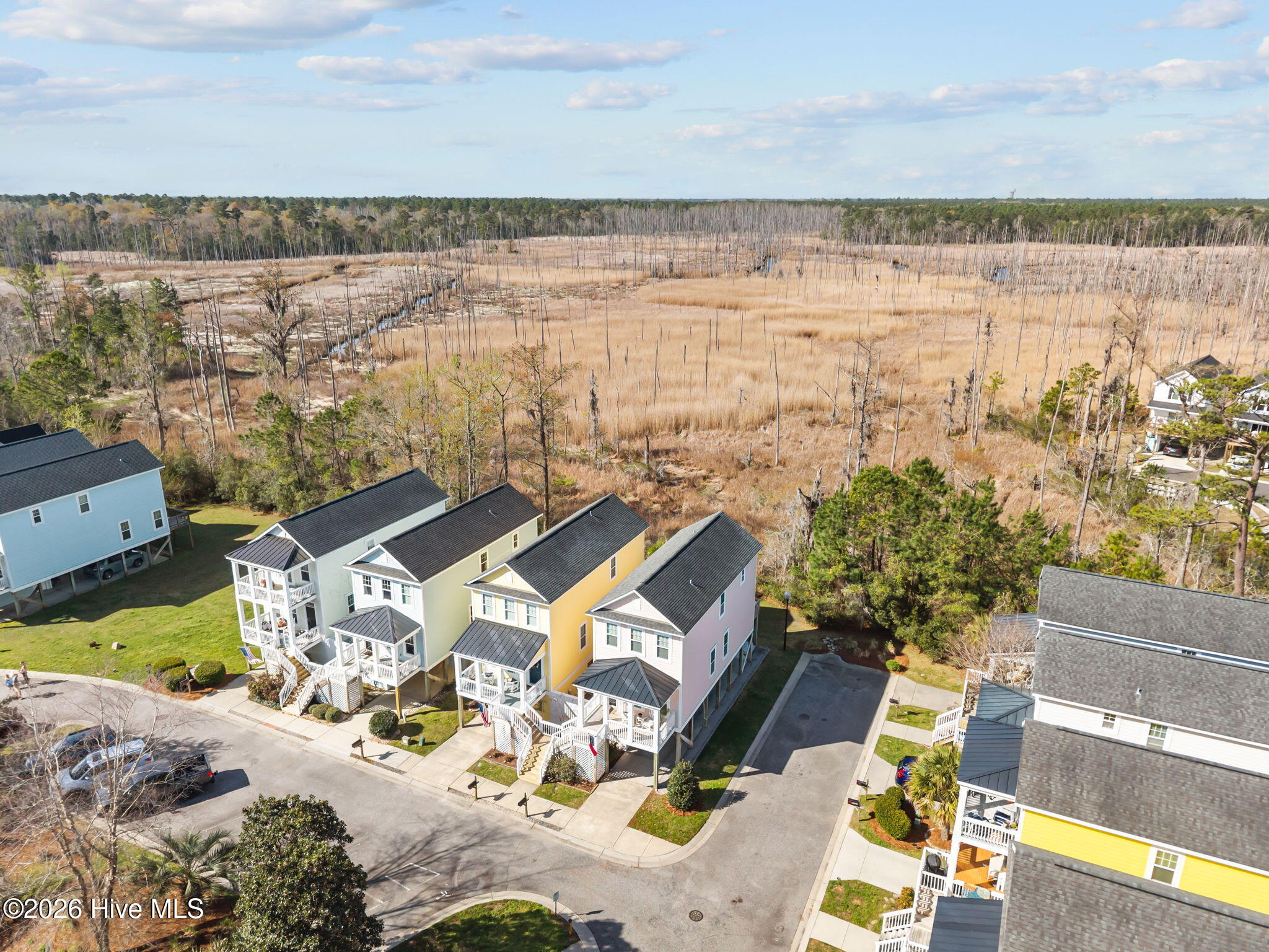 100560922 | Photo 44