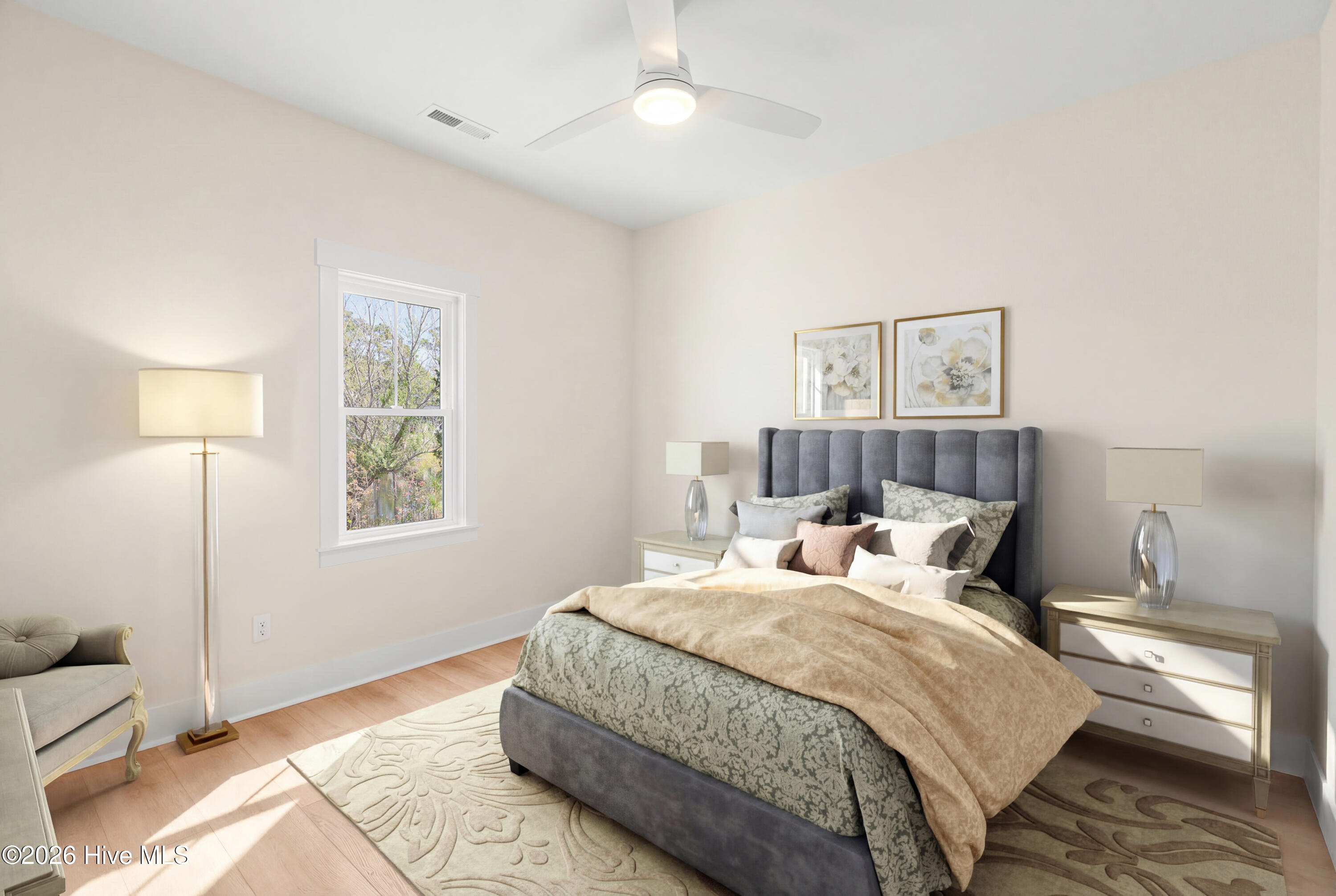 100565592 | Photo 31