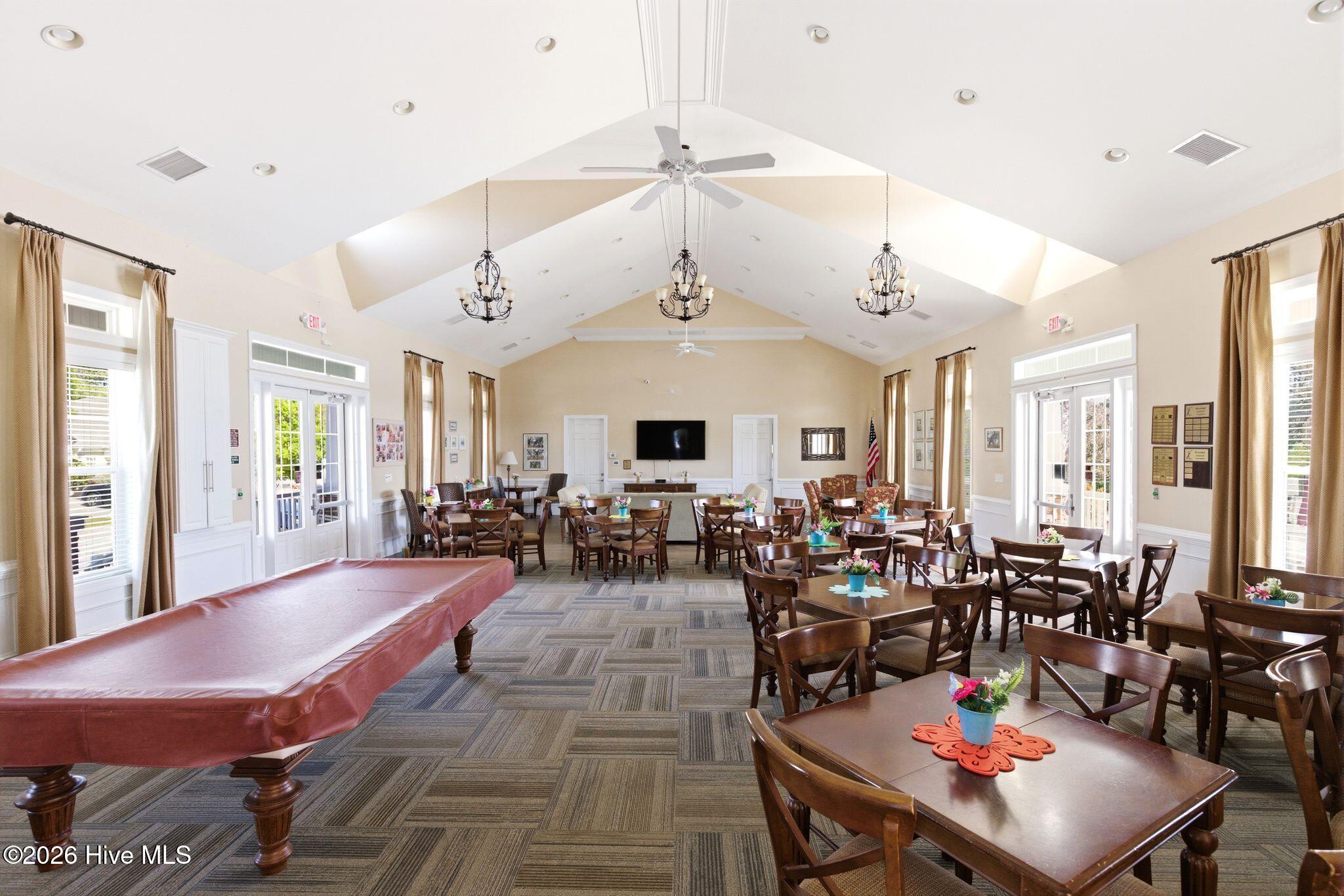 100564398 | Photo 41