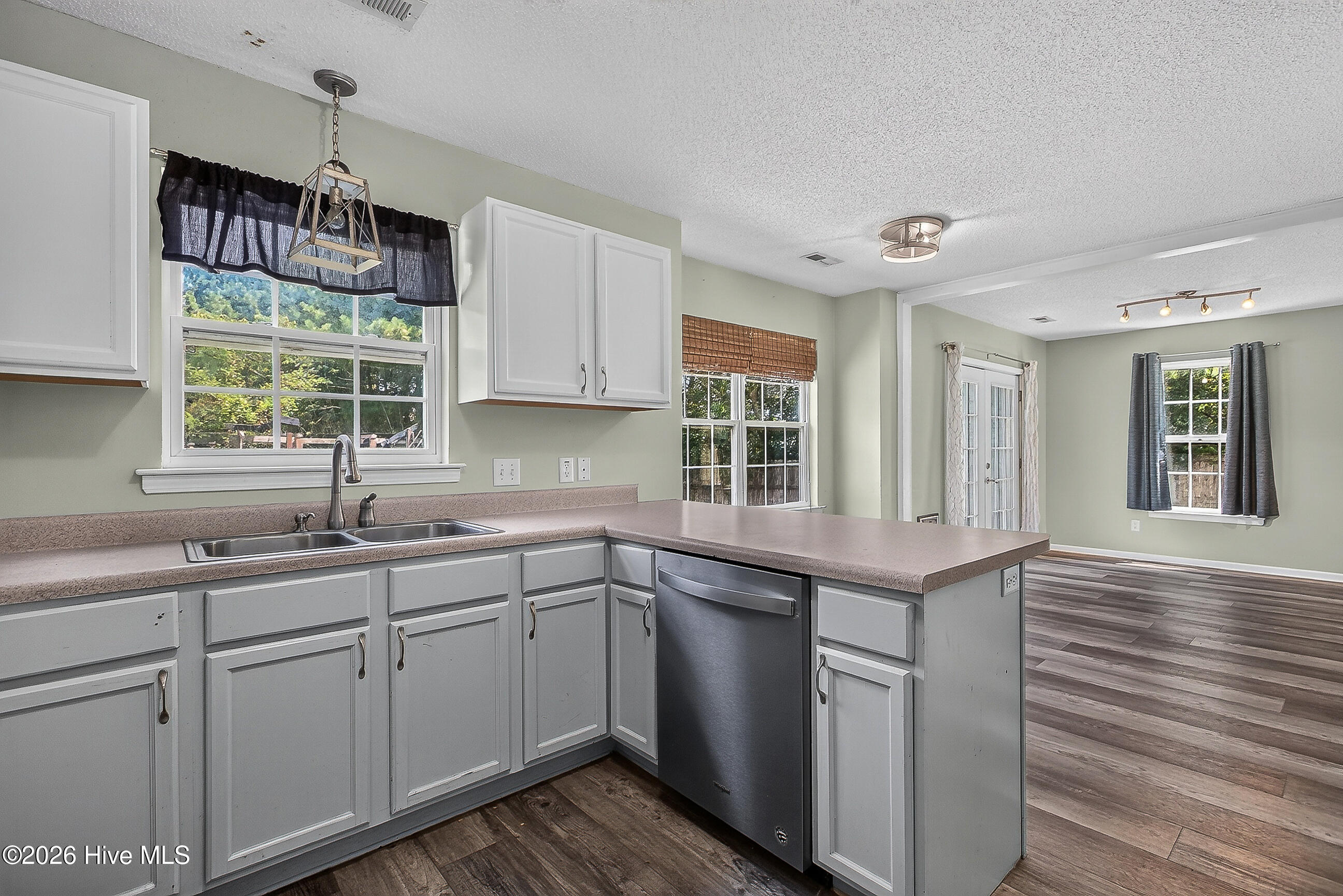 202 Halibut Court,Maysville