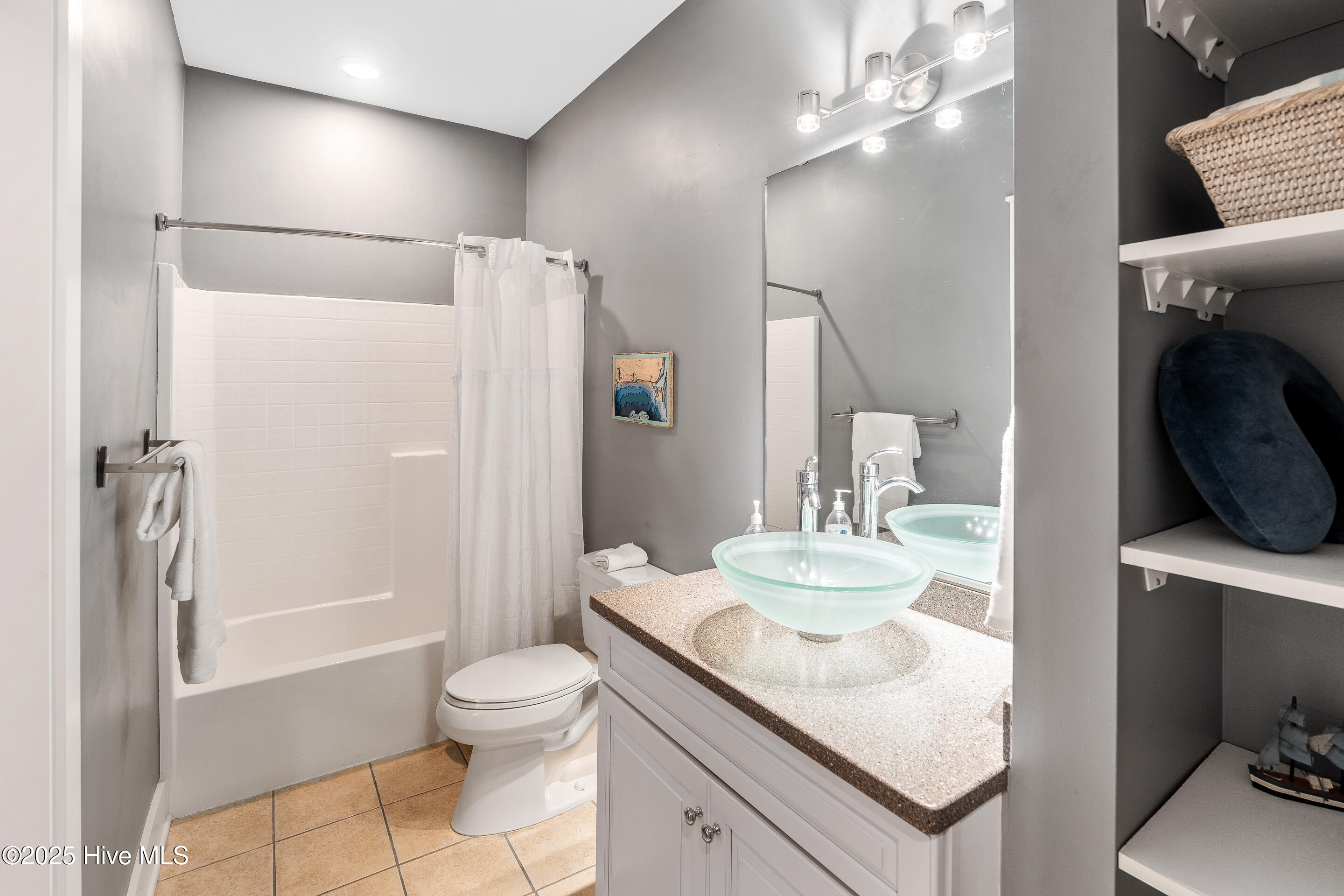 100505939 | Photo 25