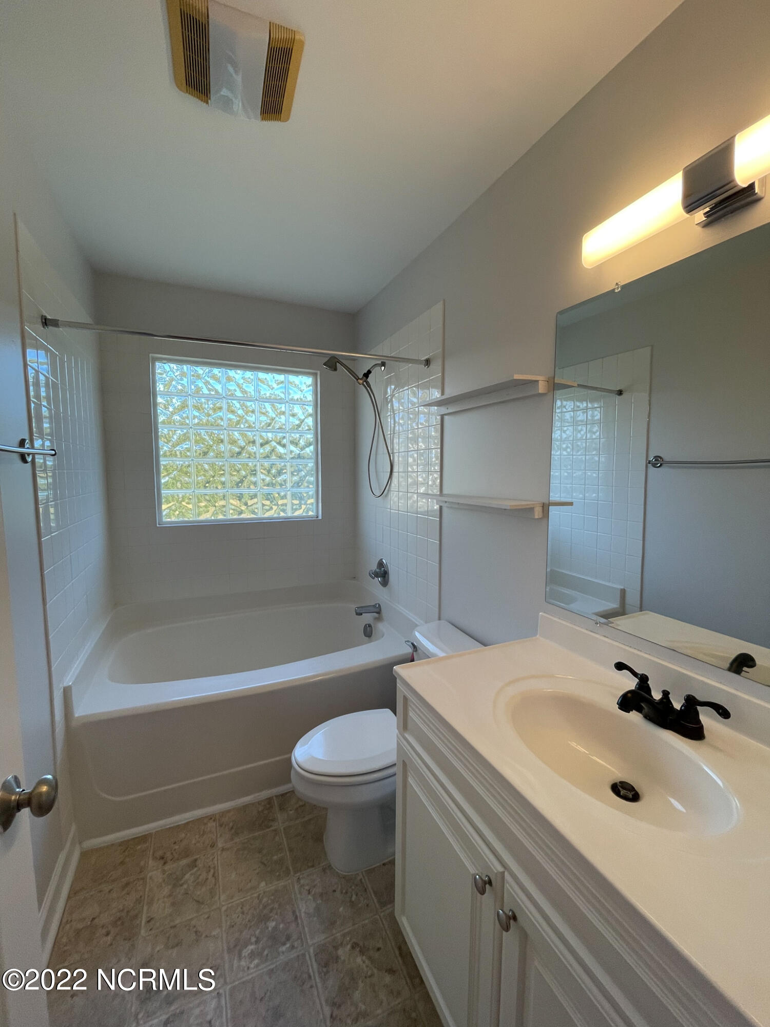 100555173 | Photo 30