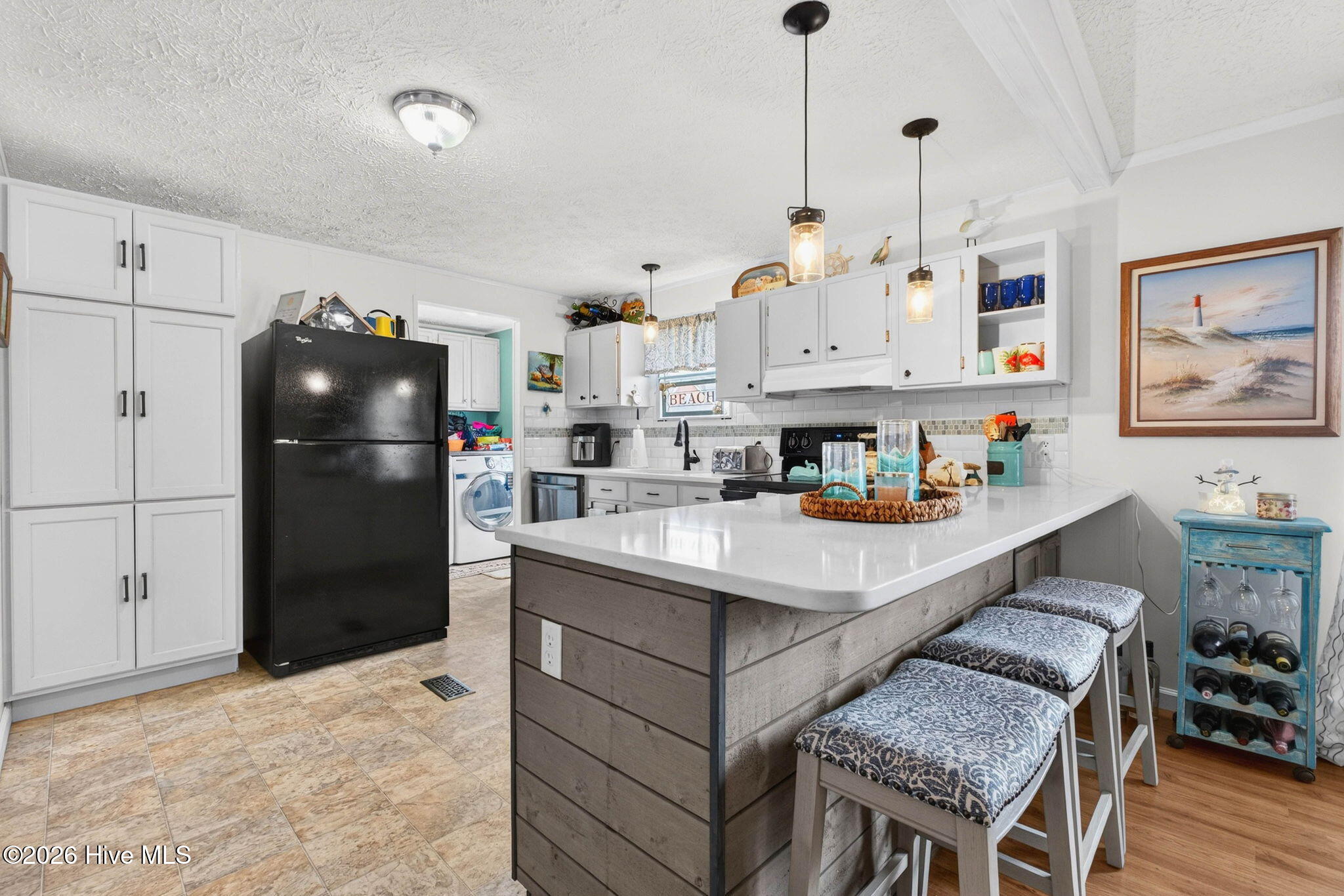 100557297 | Photo 22