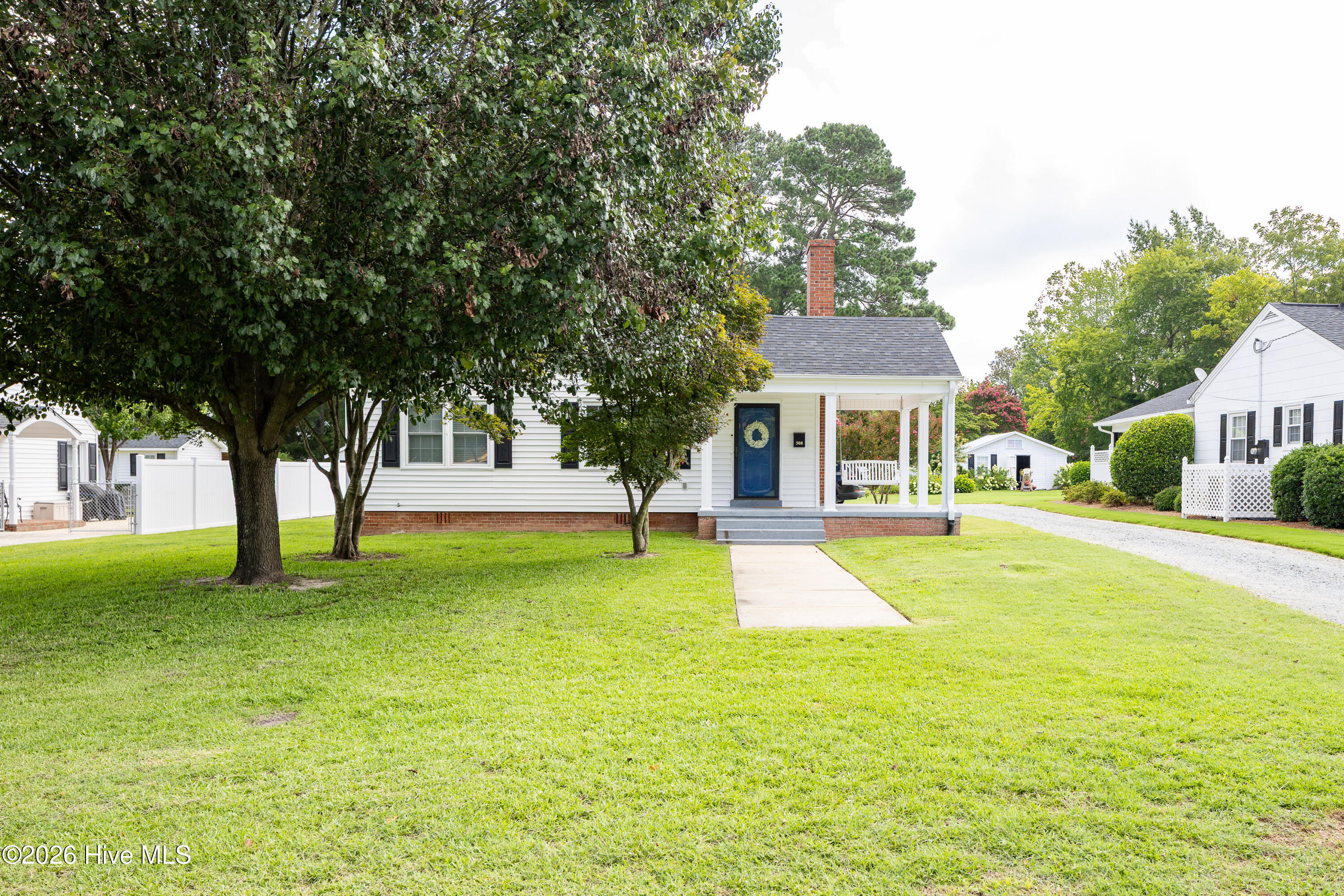 2nd image of 508 Stewart Ave, Clinton, NC 28328 | MLS# 100594722