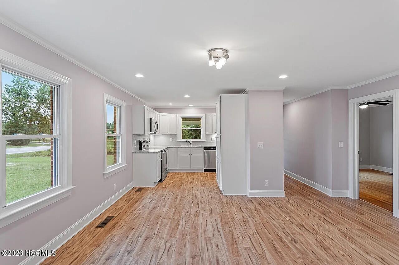 Dining & Living Room Combo