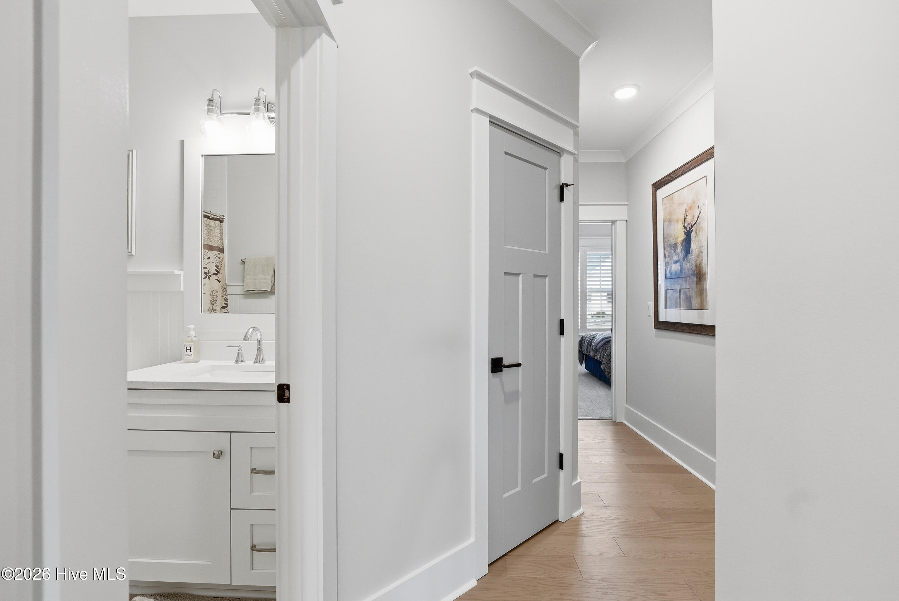 100562941 | Photo 26