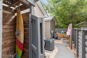 100566910 | Photo 39