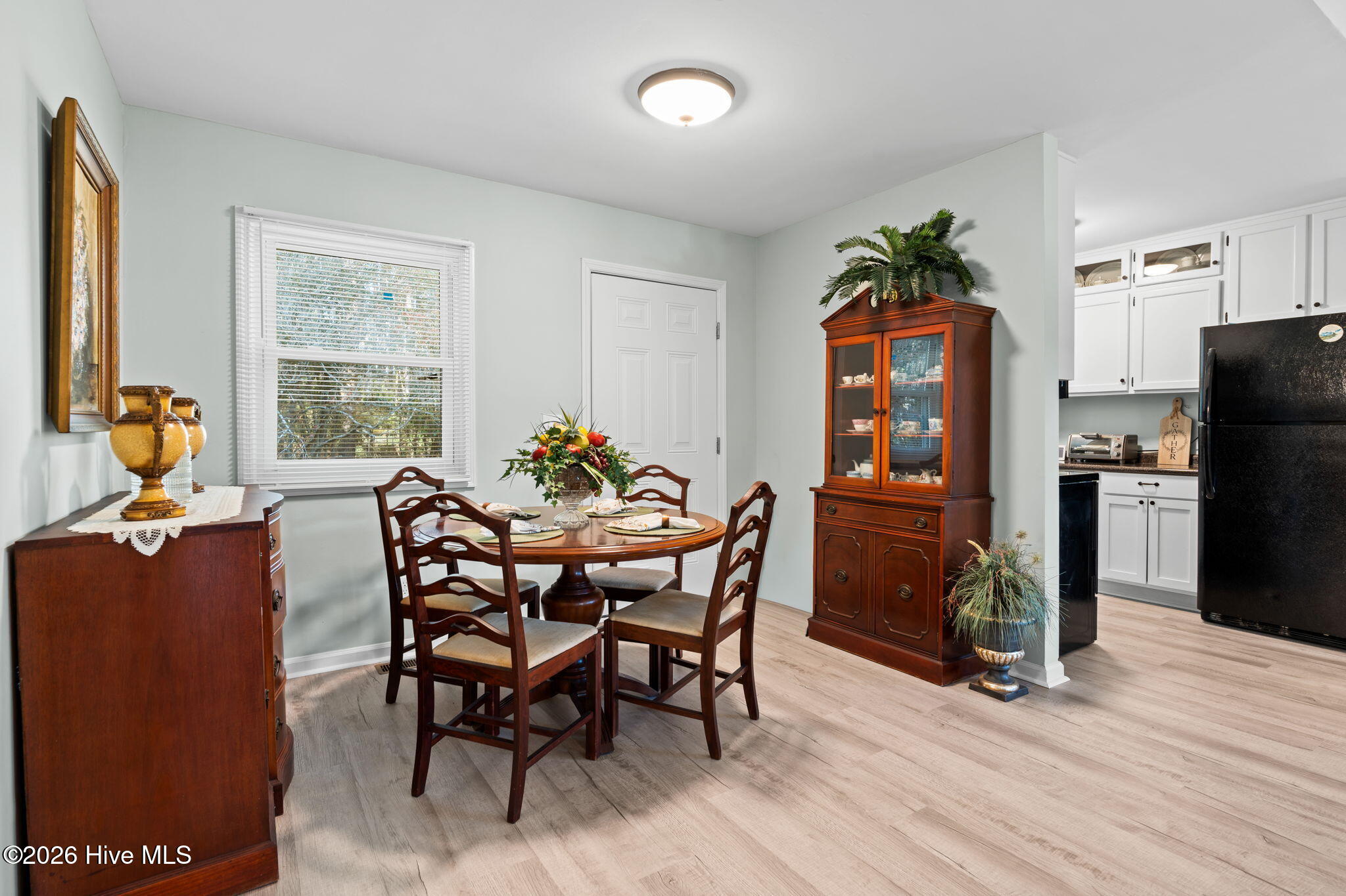 100563961 | Photo 12