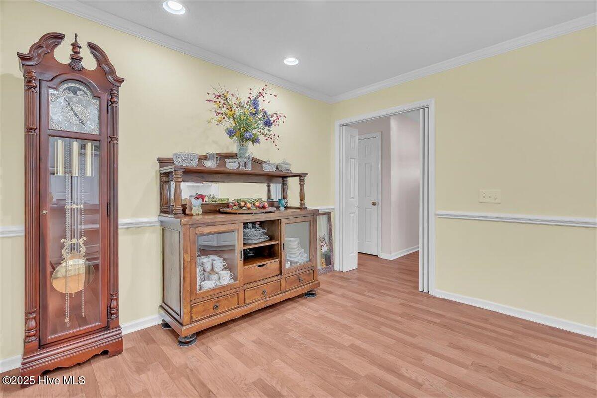 100542832 | Photo 16