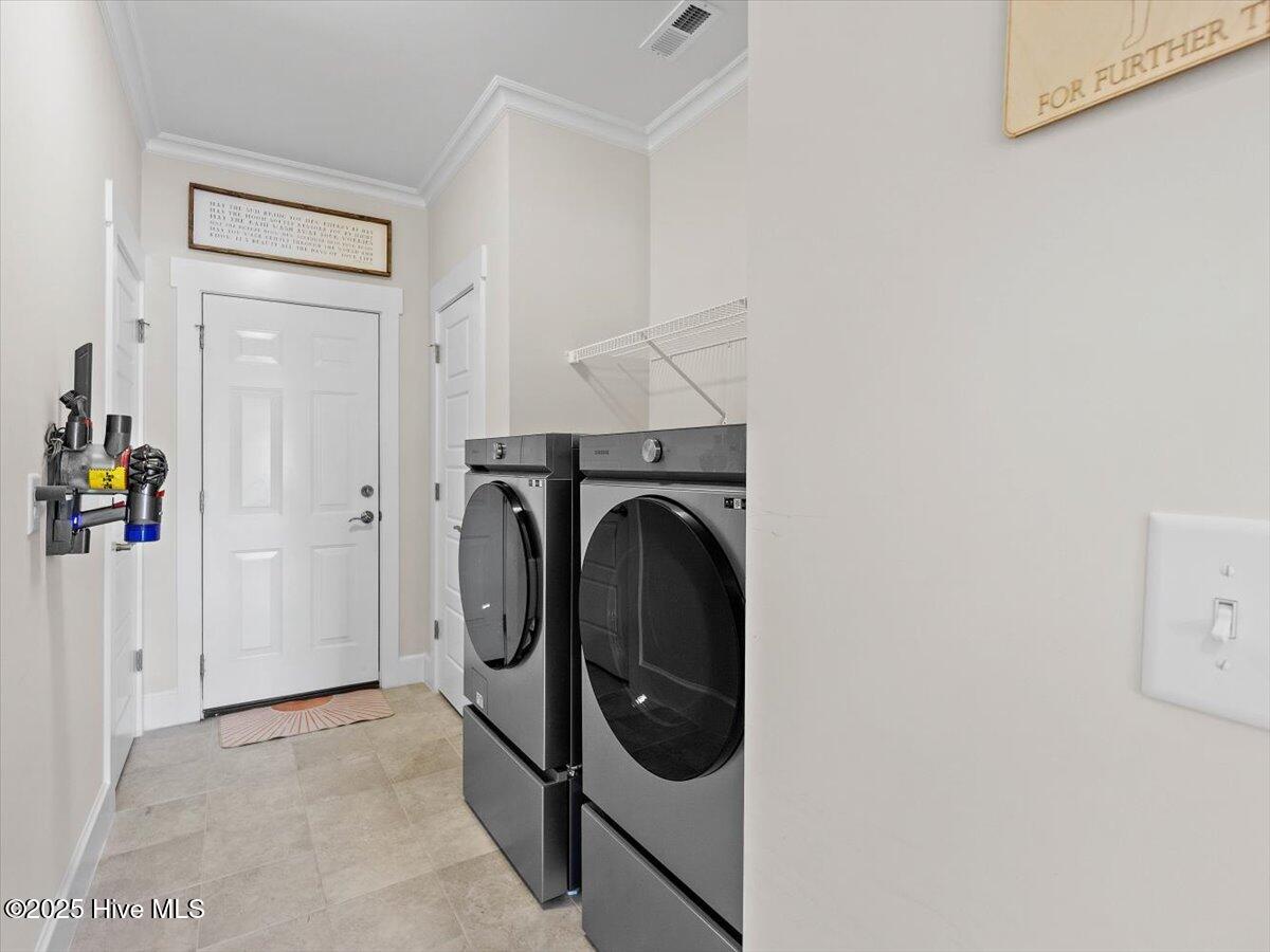 100516442 | Photo 15