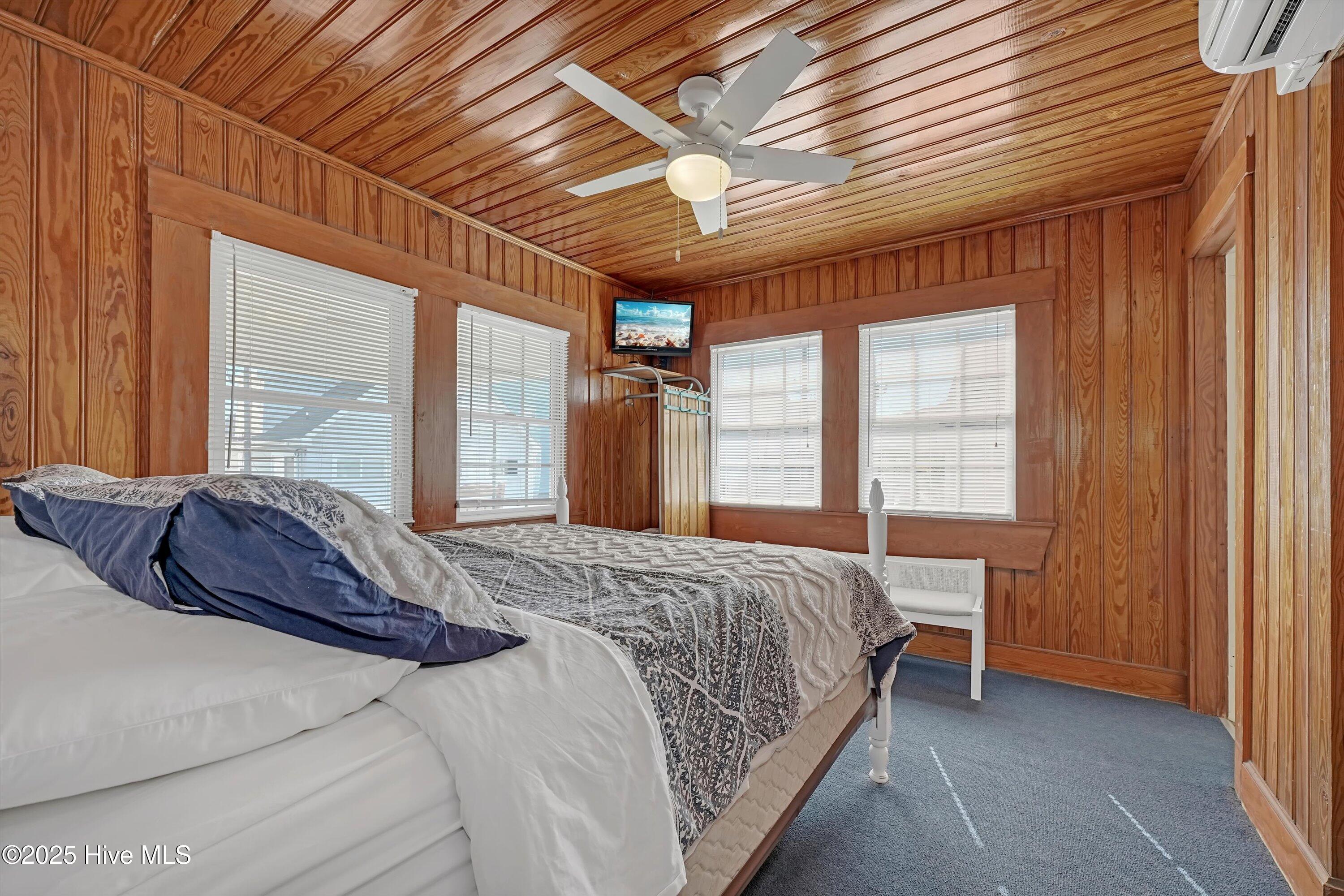 100486207 | Photo 32