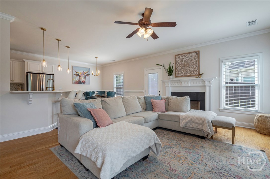 Living Room – Light and inviting living room featu