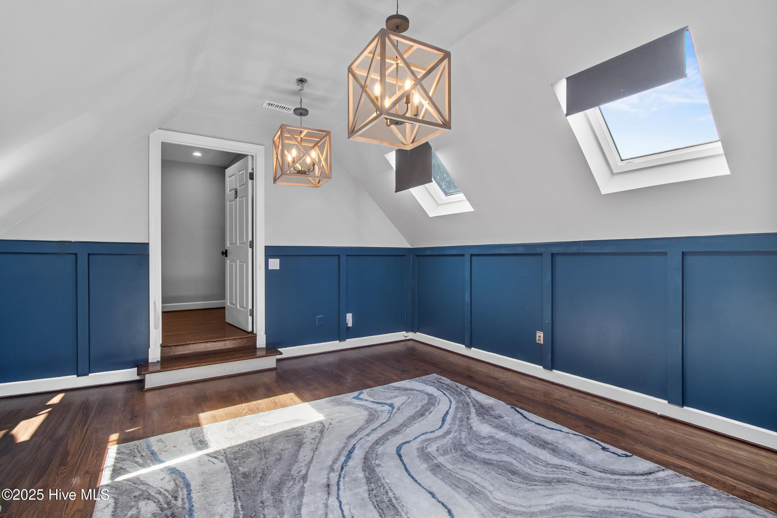 100538758 | Photo 37