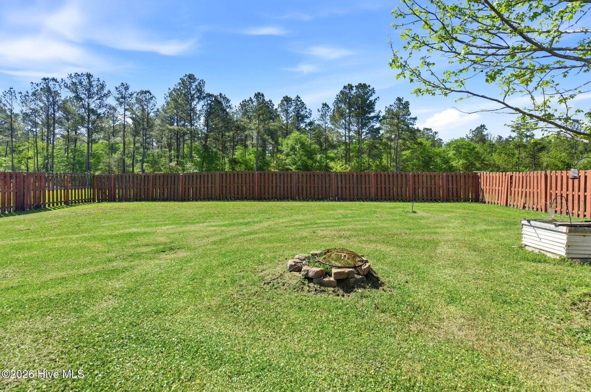 100568404 | Photo 62