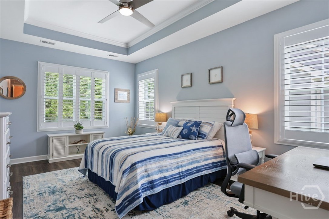 221 Park Chase