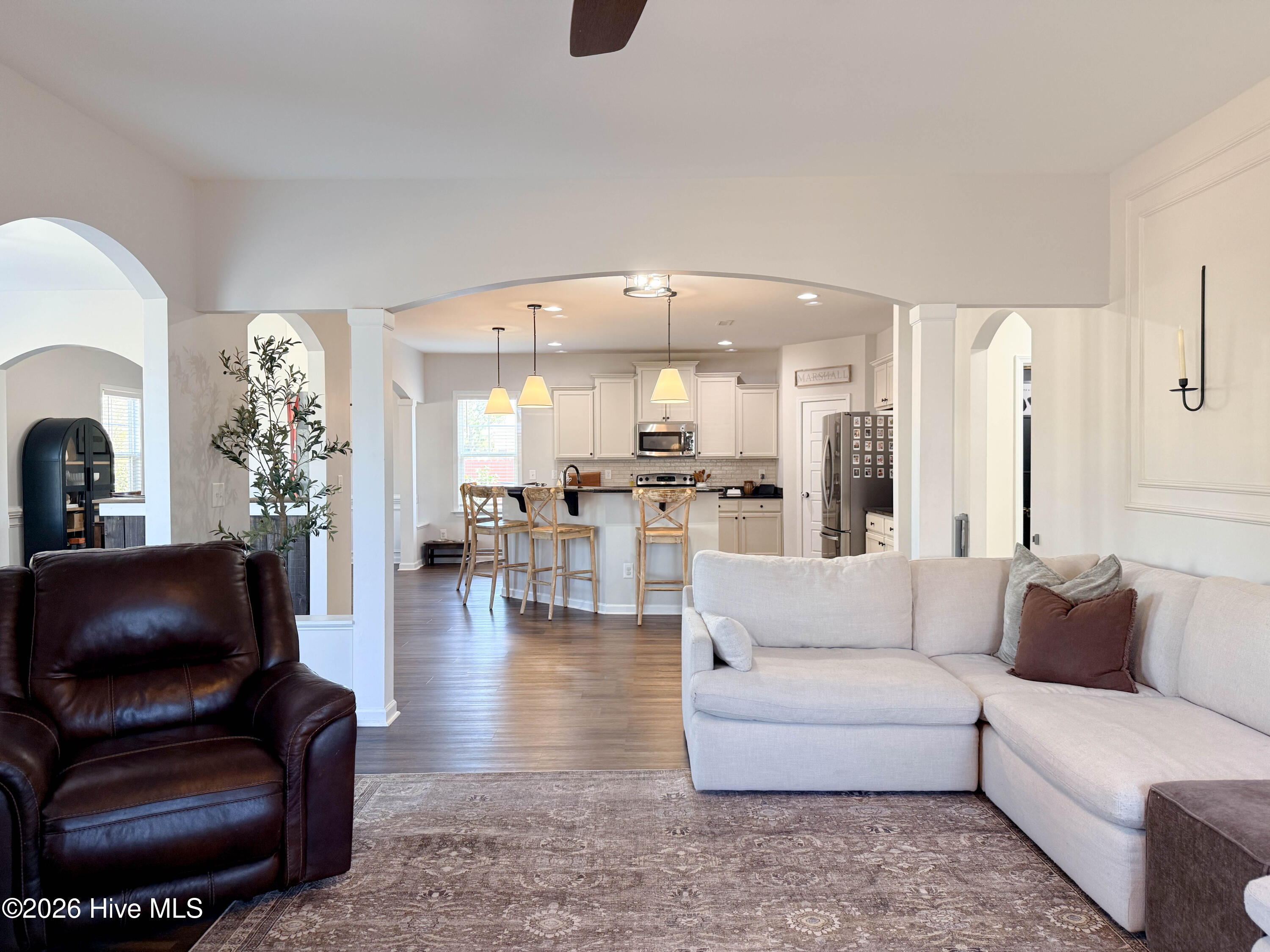 100551828 | Photo 17