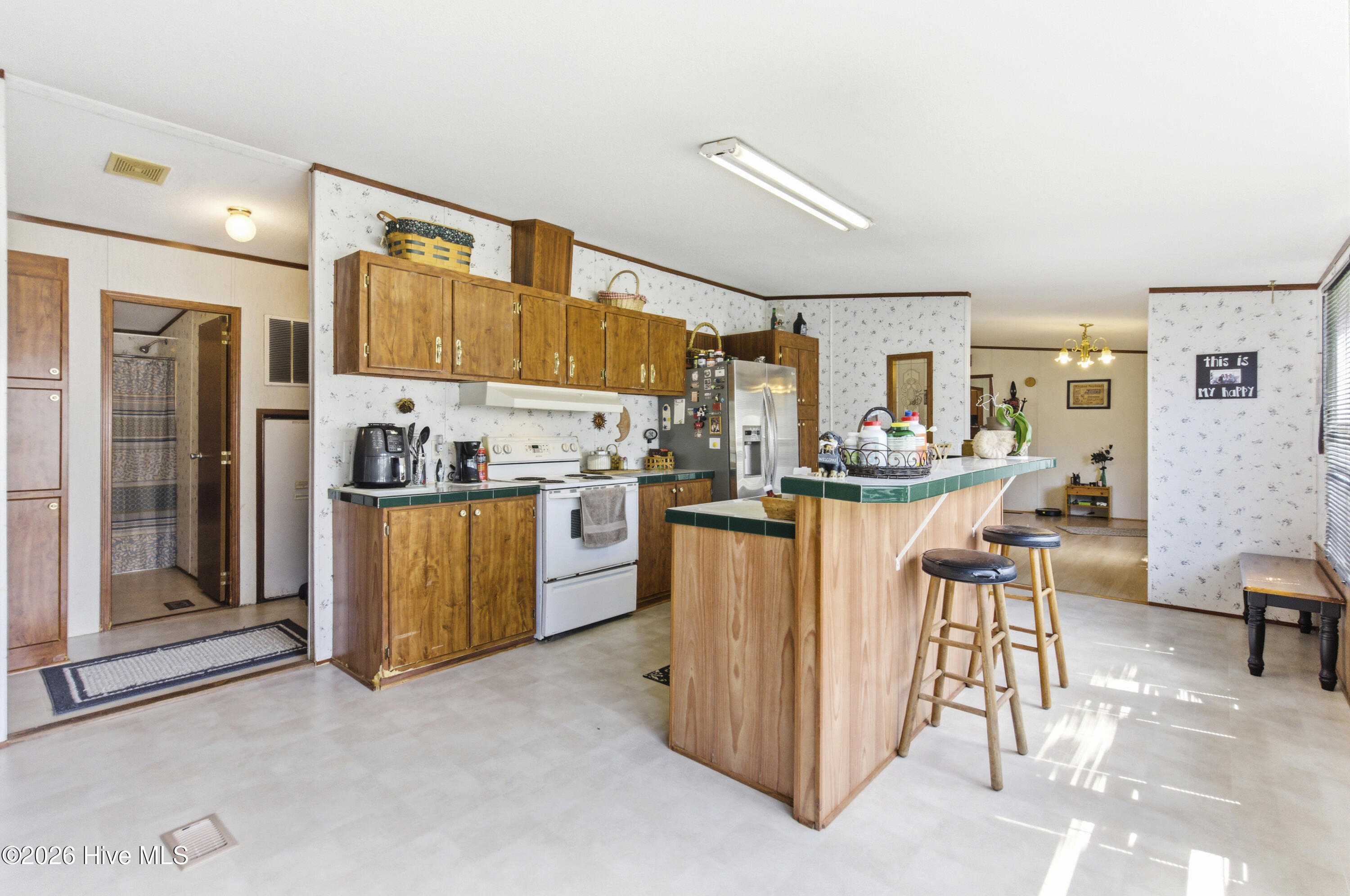 100565497 | Photo 34