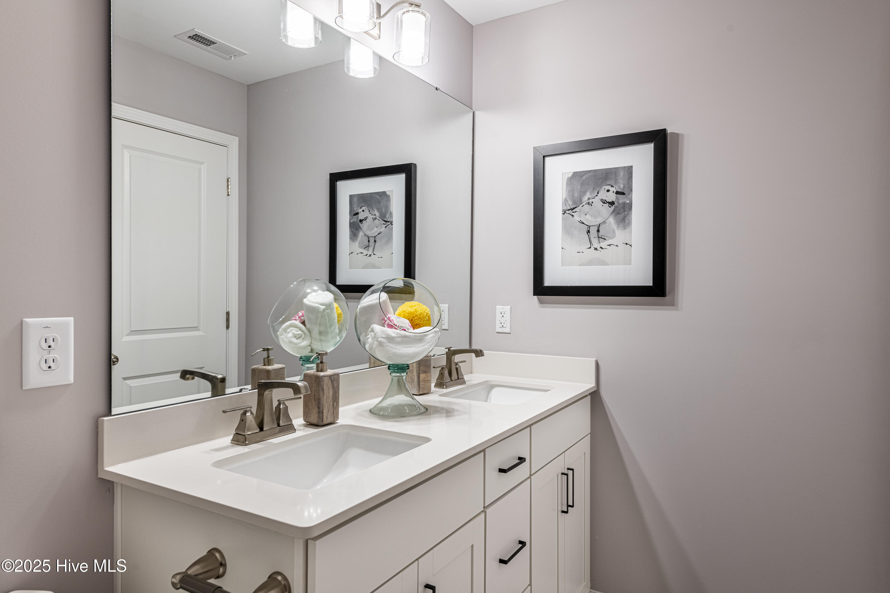 100516667 | Photo 39