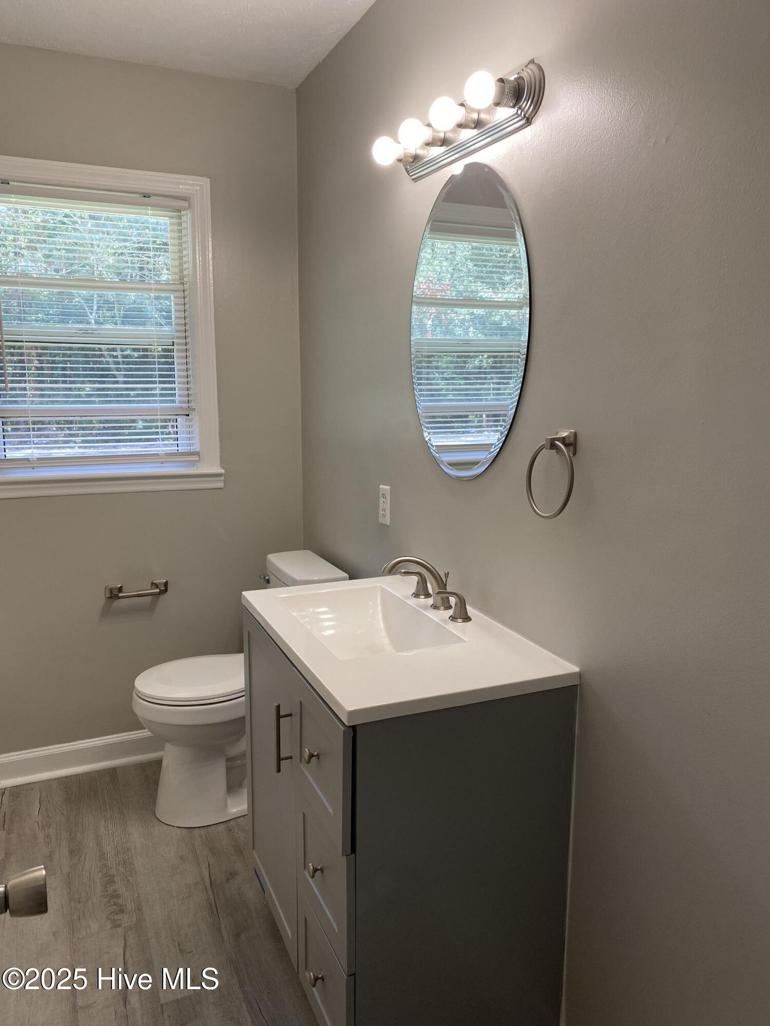 100530577 | Photo 29