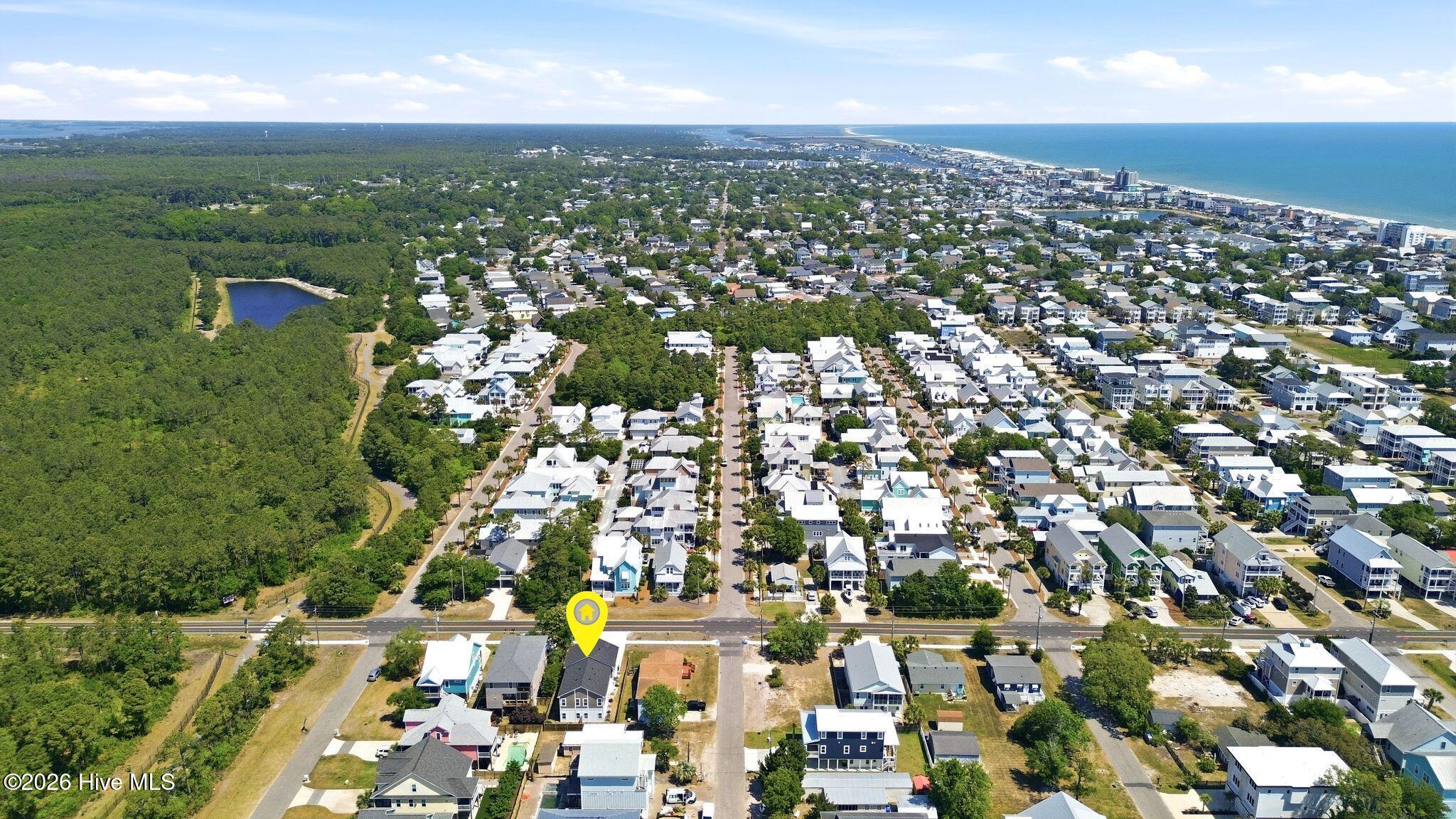 100570659 | Photo 37